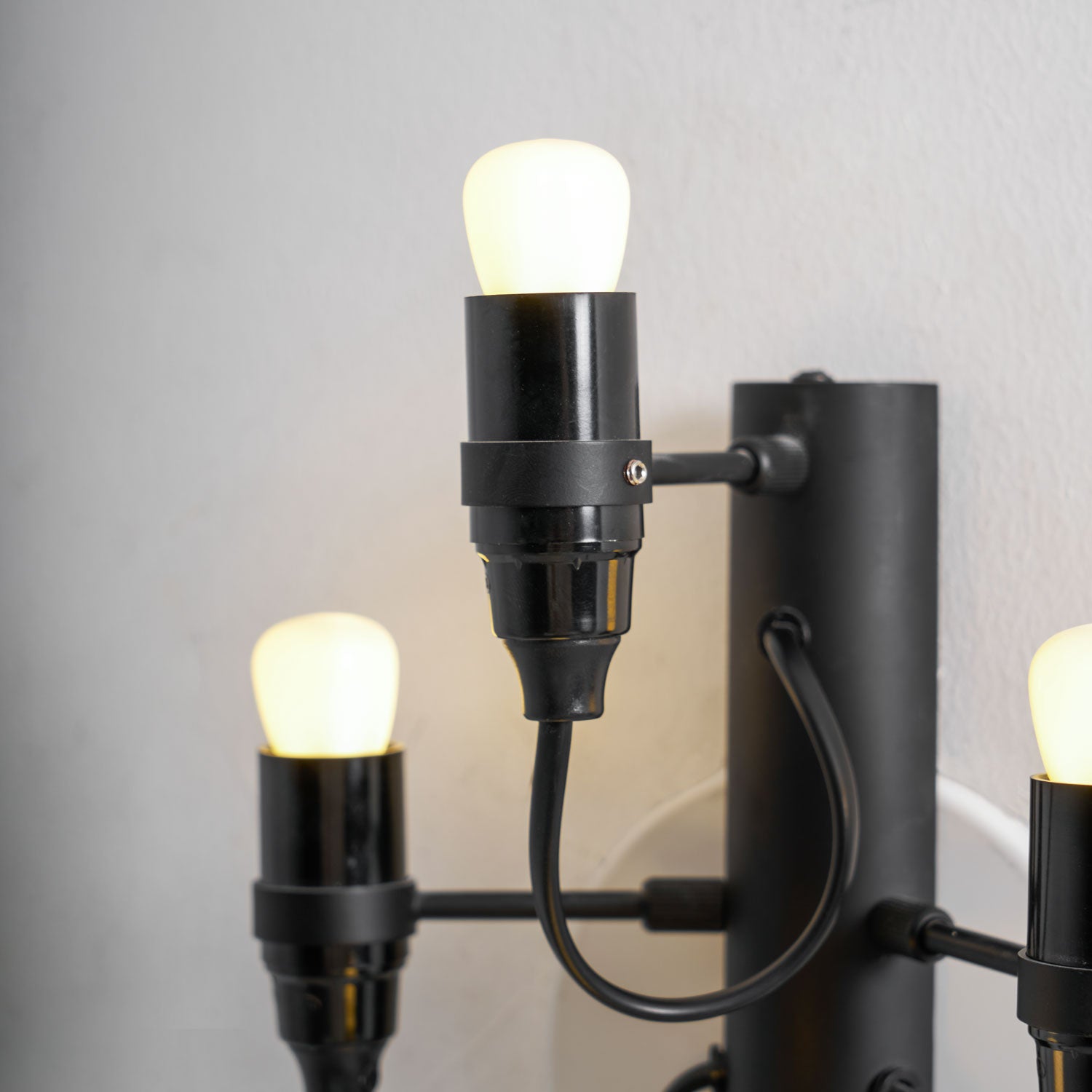 2097-Wall-Lamp-_1