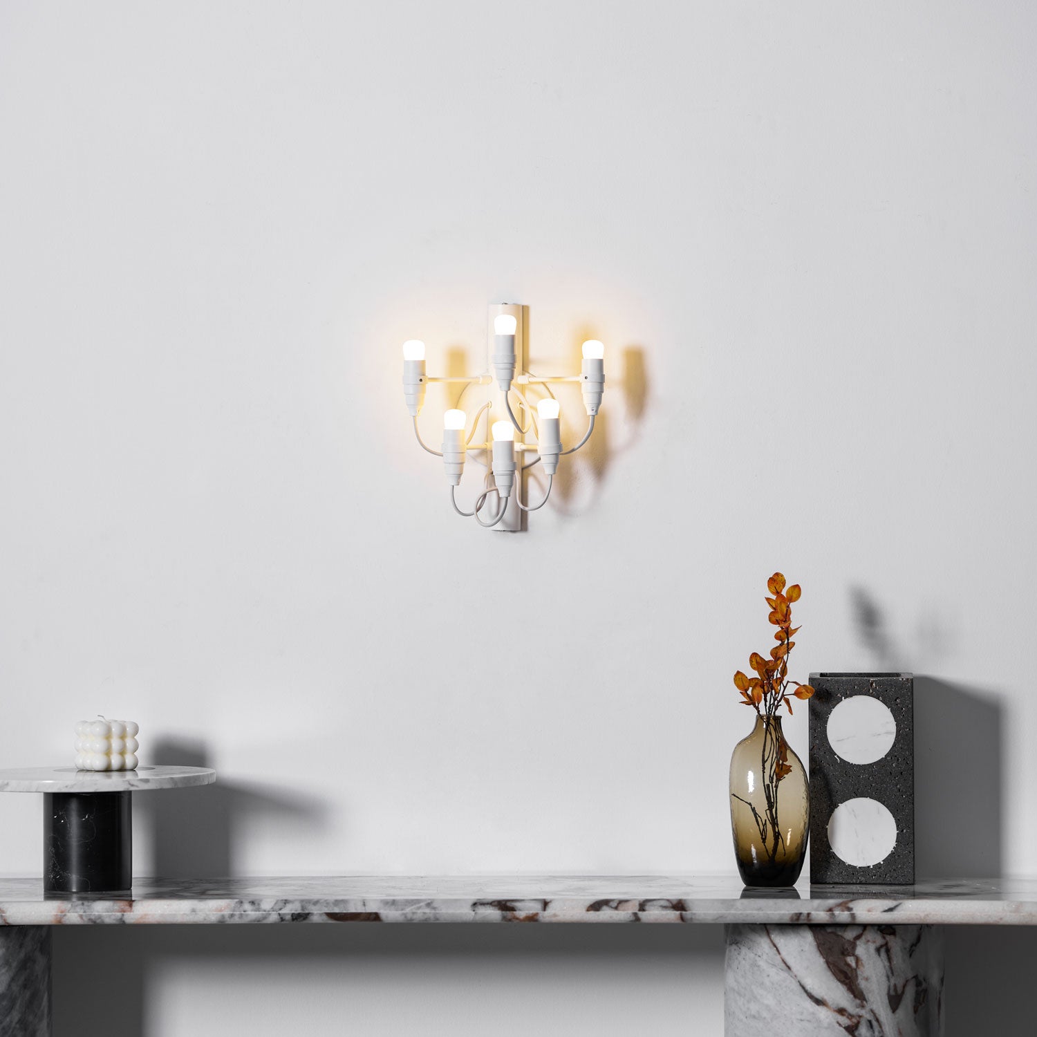 2097-Wall-Lamp-_4_466040fa-cc41-4c74-8b28-38a05efe994a