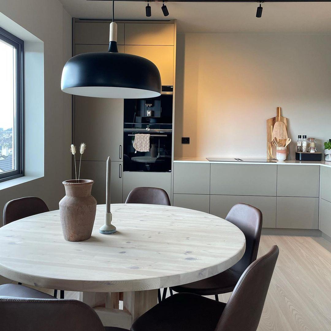 Acorn_Pendant_Light_27