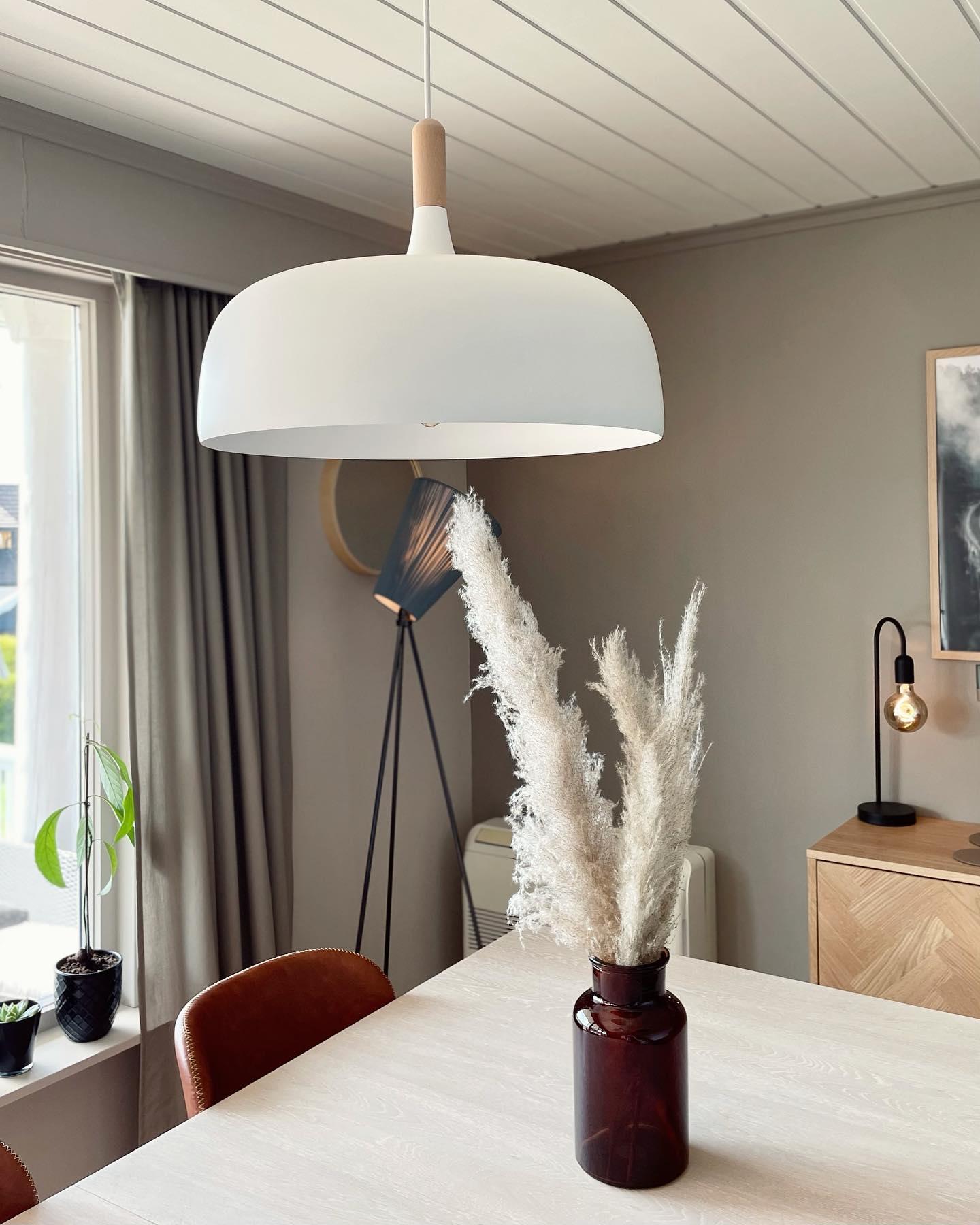 Acorn_Pendant_Light_38