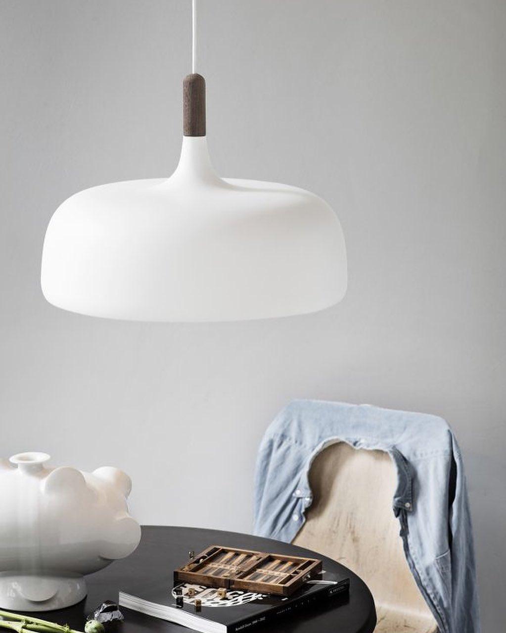 Acorn_Pendant_Light_47