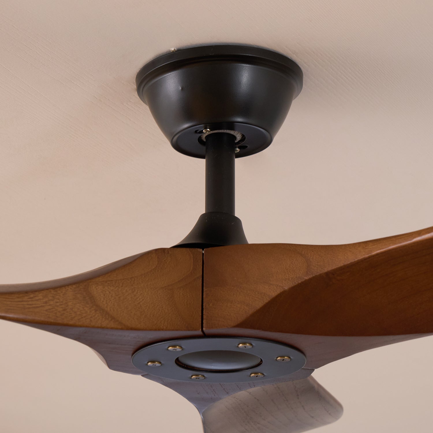 Aero-Surya-Ceiling-Fan_35