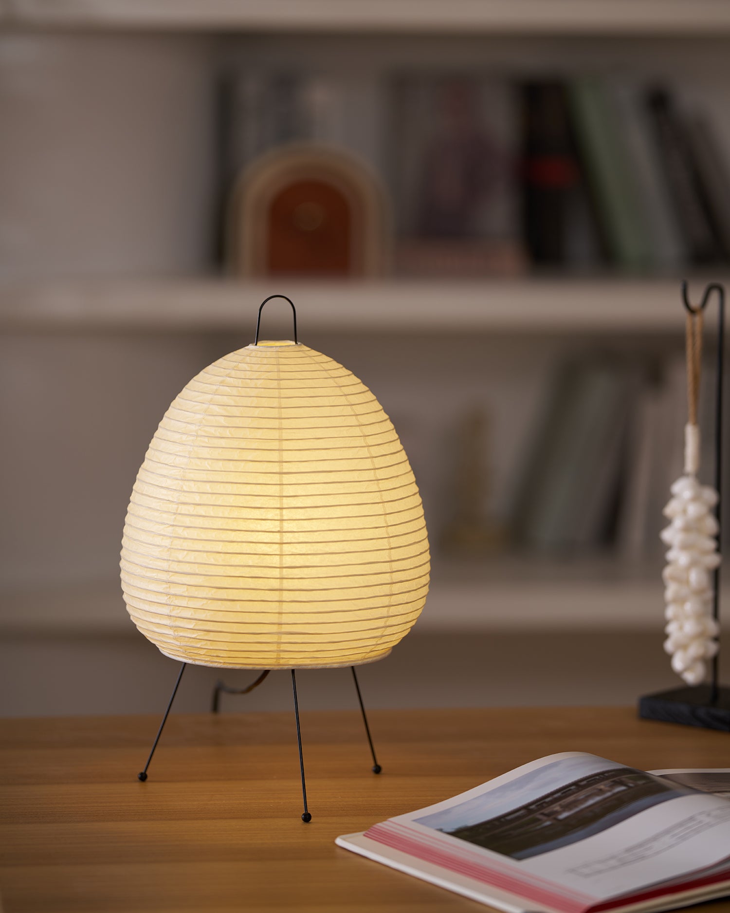 Akari_1A_Table_Lamp_610_2