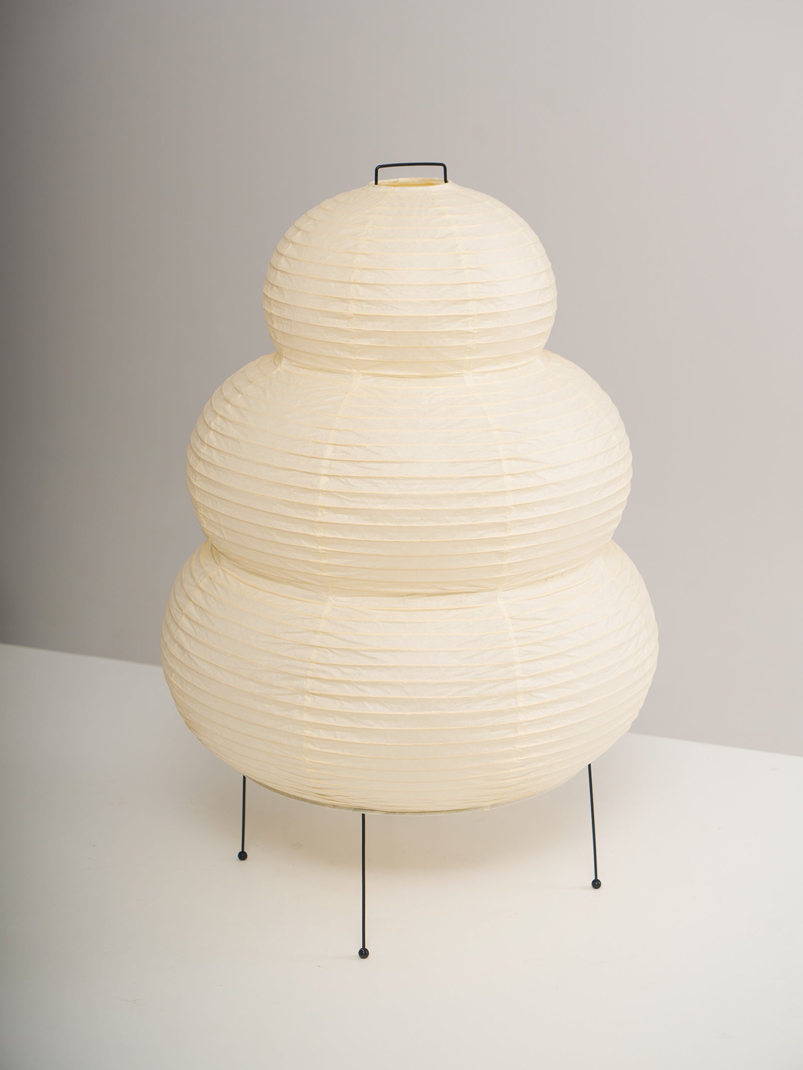 Akari_Lantern_Table_Lamp_103
