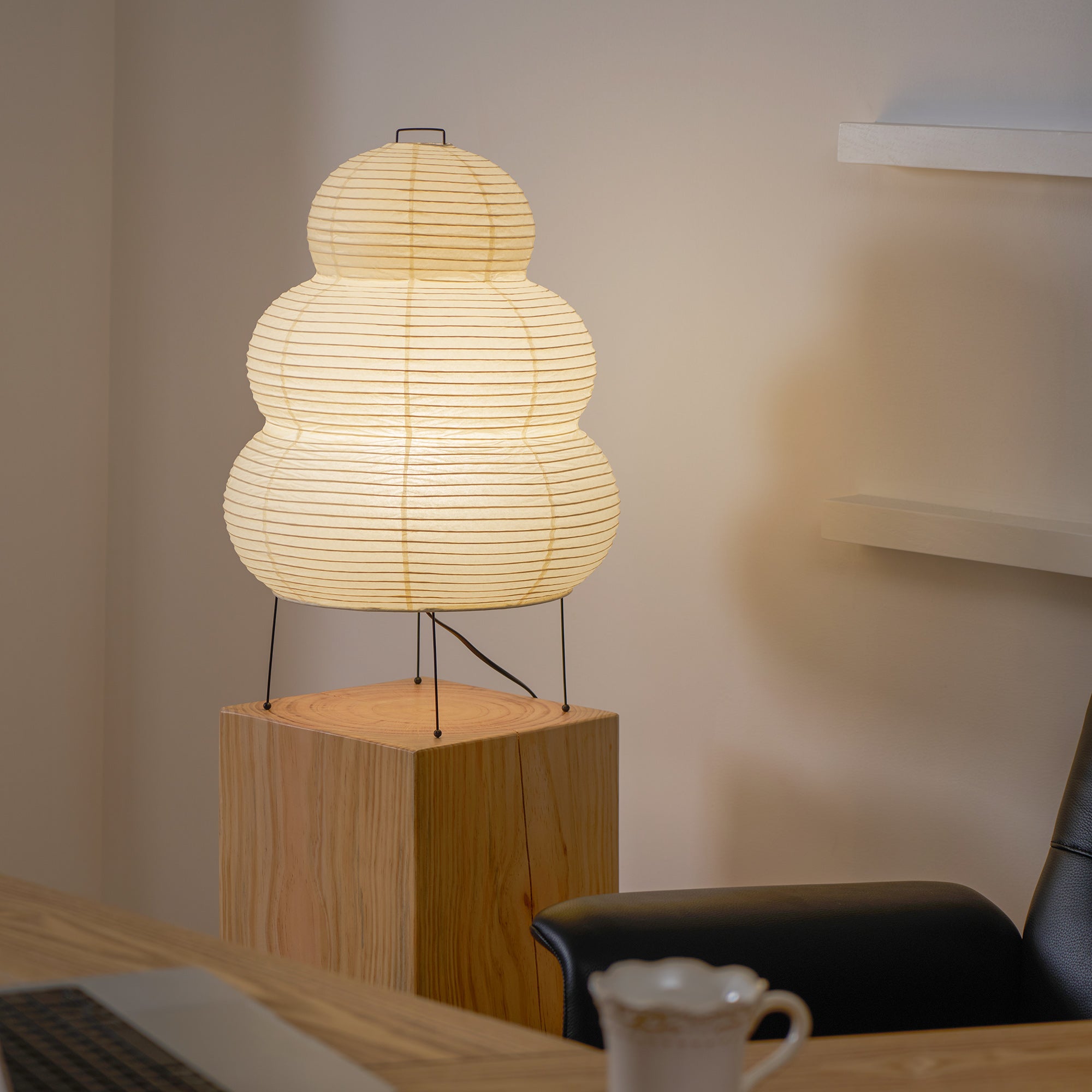 Akari_Lantern_Table_Lamp_115