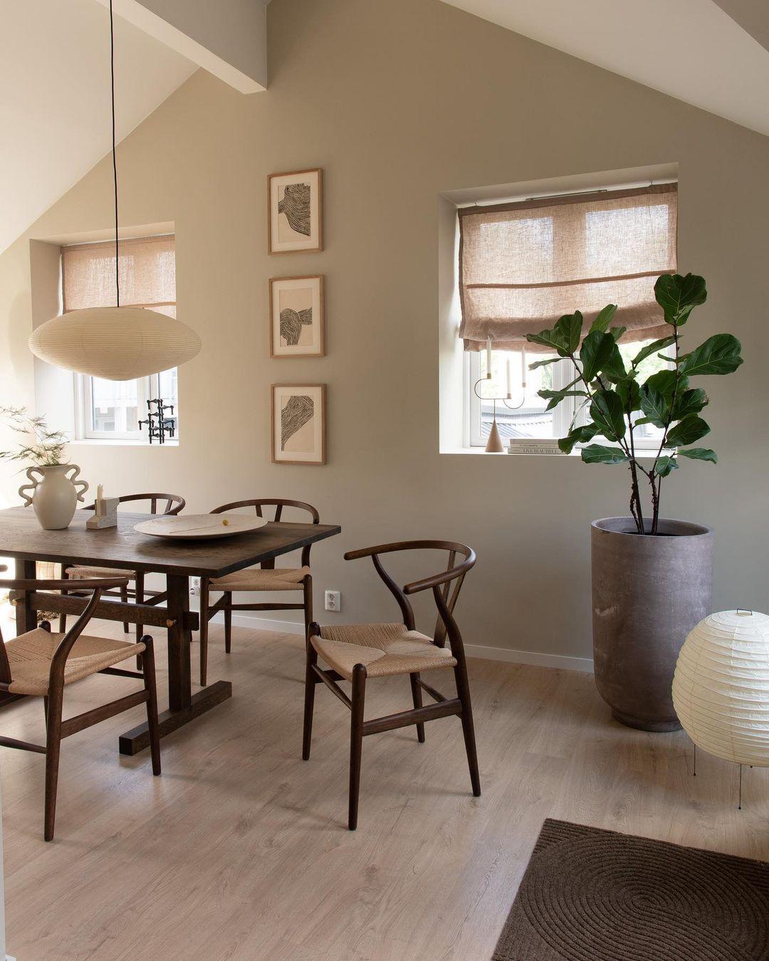 Akari_Oval_Pendant_Light_25