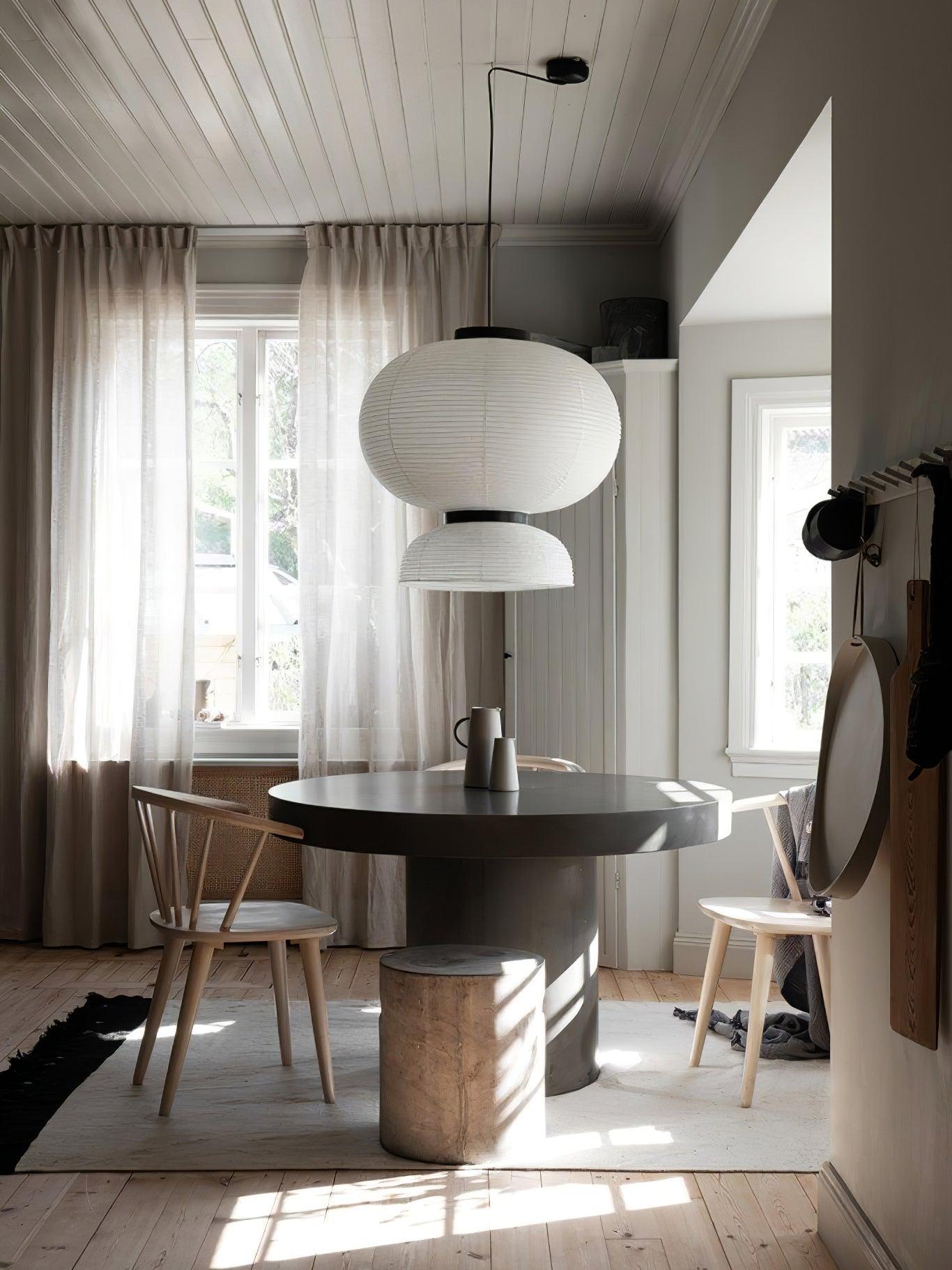 Akari_Pendant_Light_29_77596512-42b8-4f0c-8a7b-ac37a5d2fc95