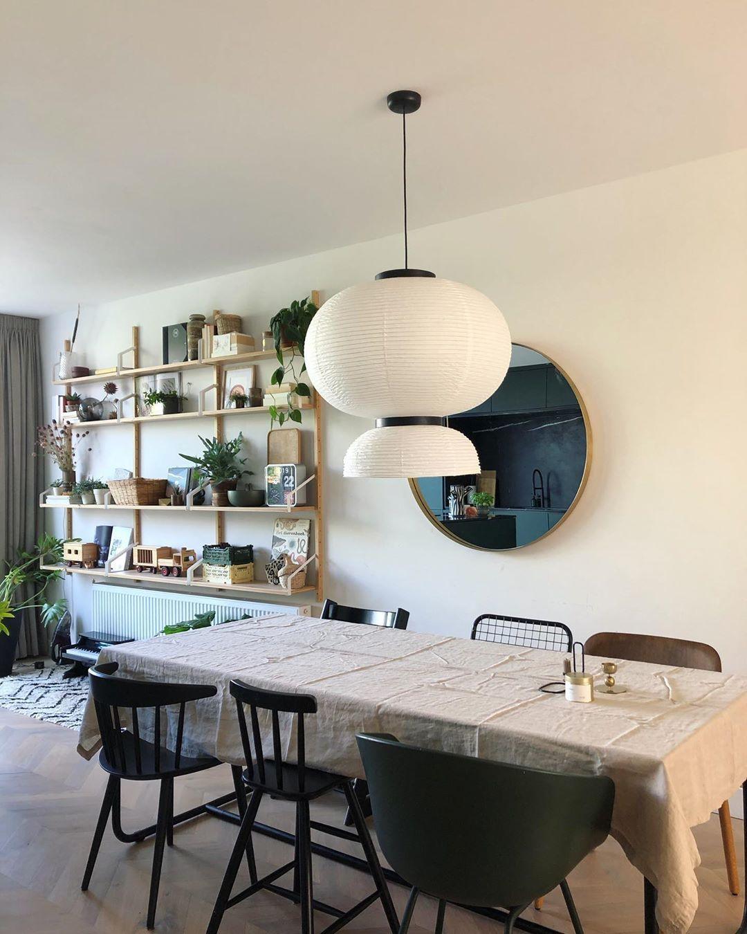 Akari_Pendant_Light_37_c6c3435e-5c5b-4f6c-80fe-657a41e65915