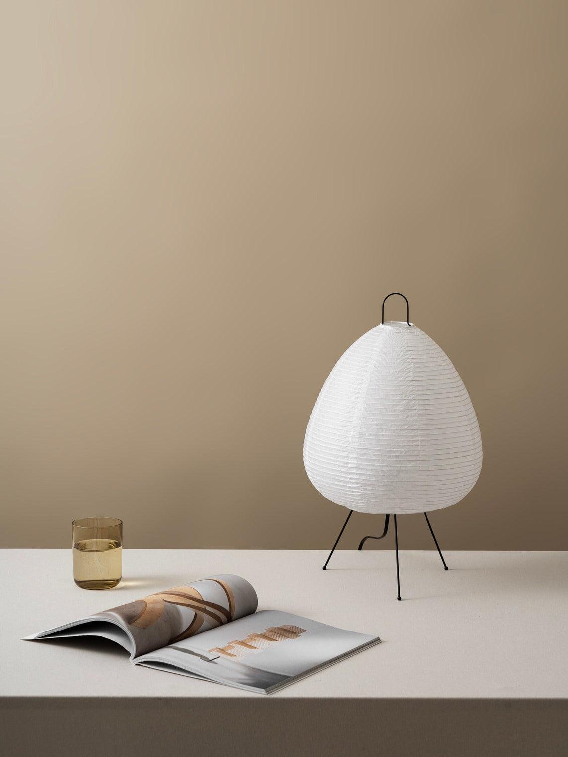 Akari_Table_Lamp_81