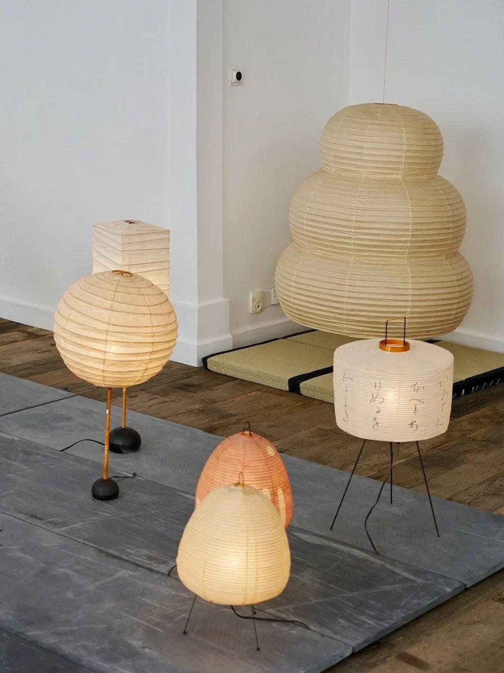 Akari_Table_Lamp_84