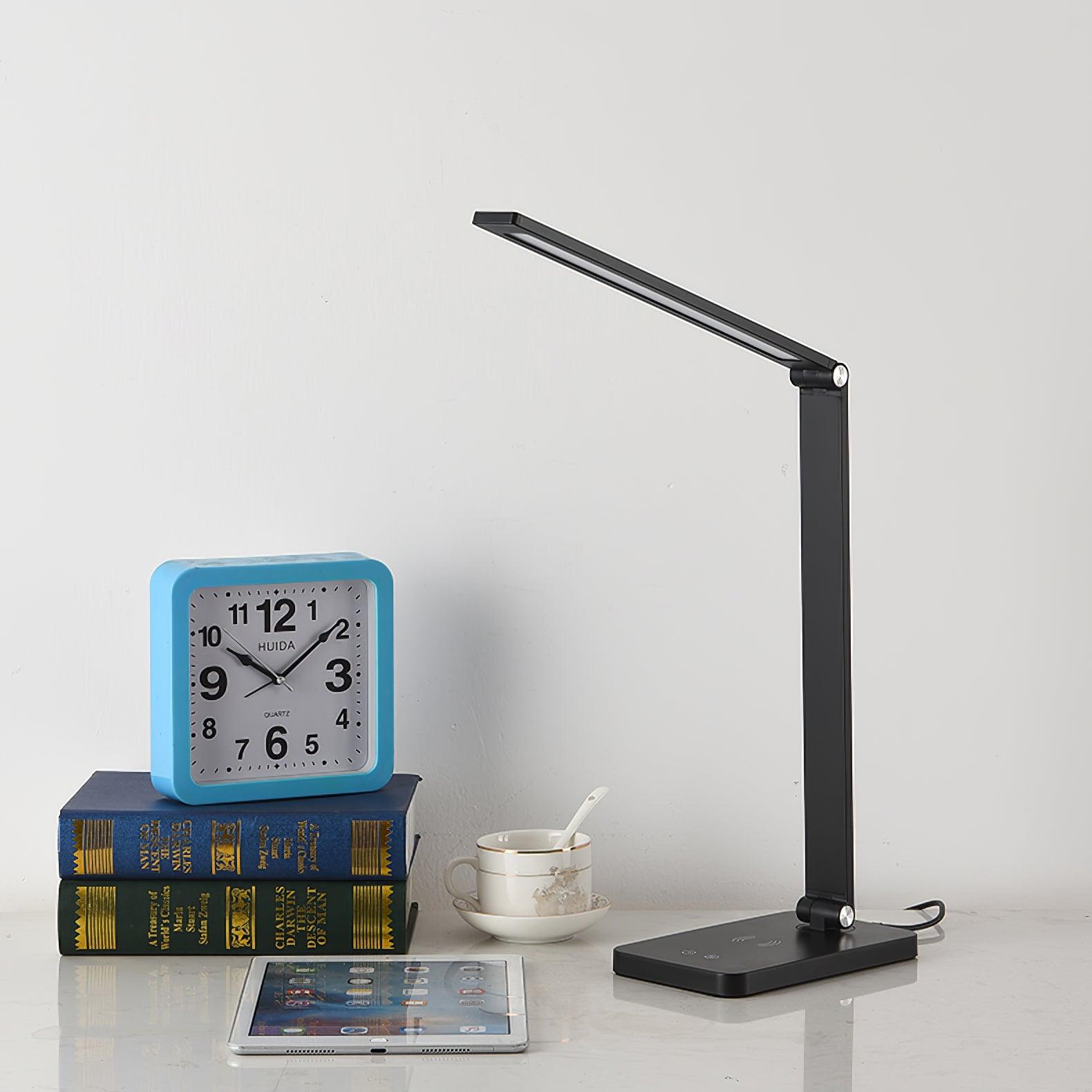 Aleris_LED_Desk_Lamp_with_USB_8