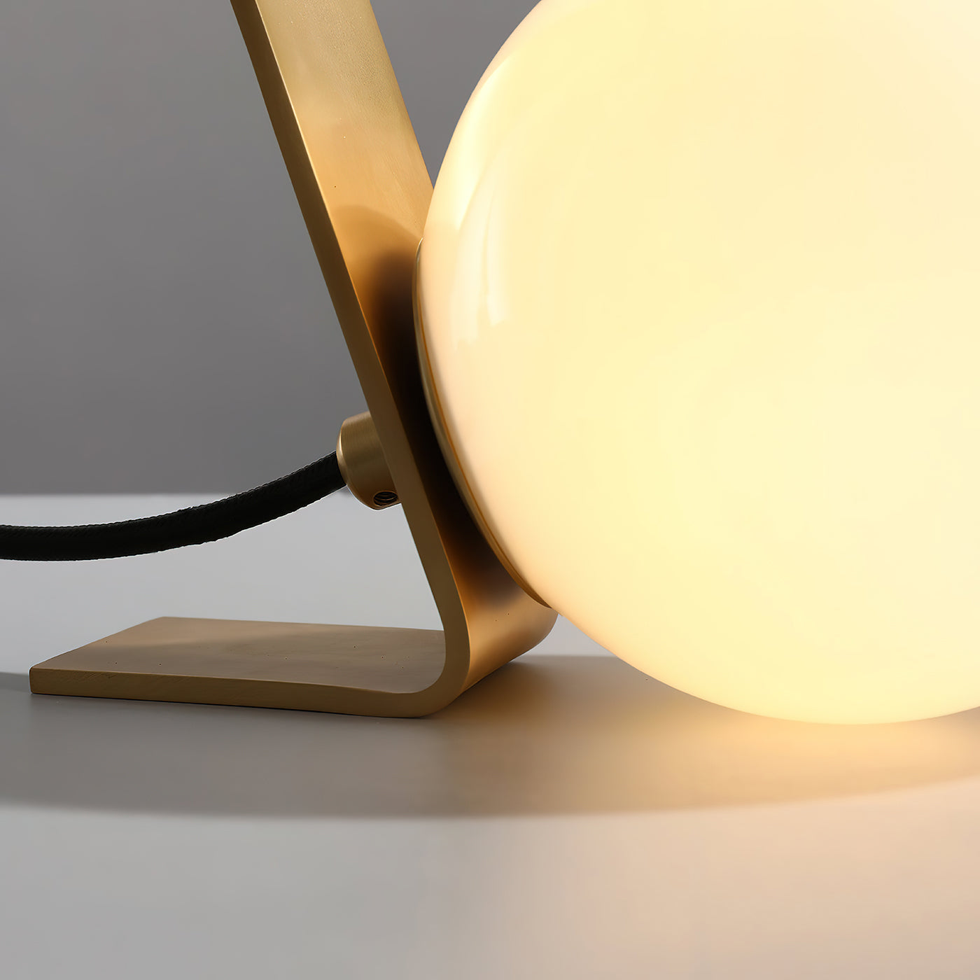 Aley_Table_Lamp_11