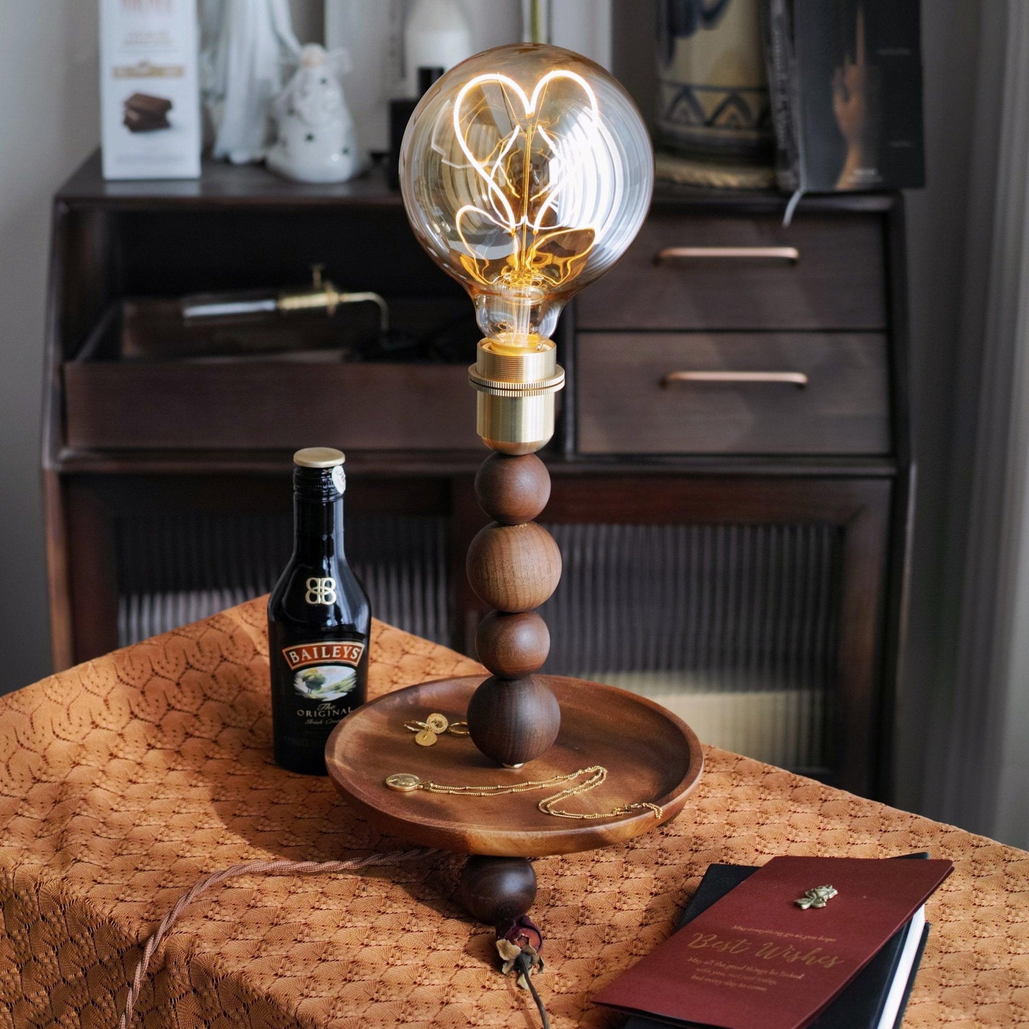 Anli_Love_Table_Lamp_15