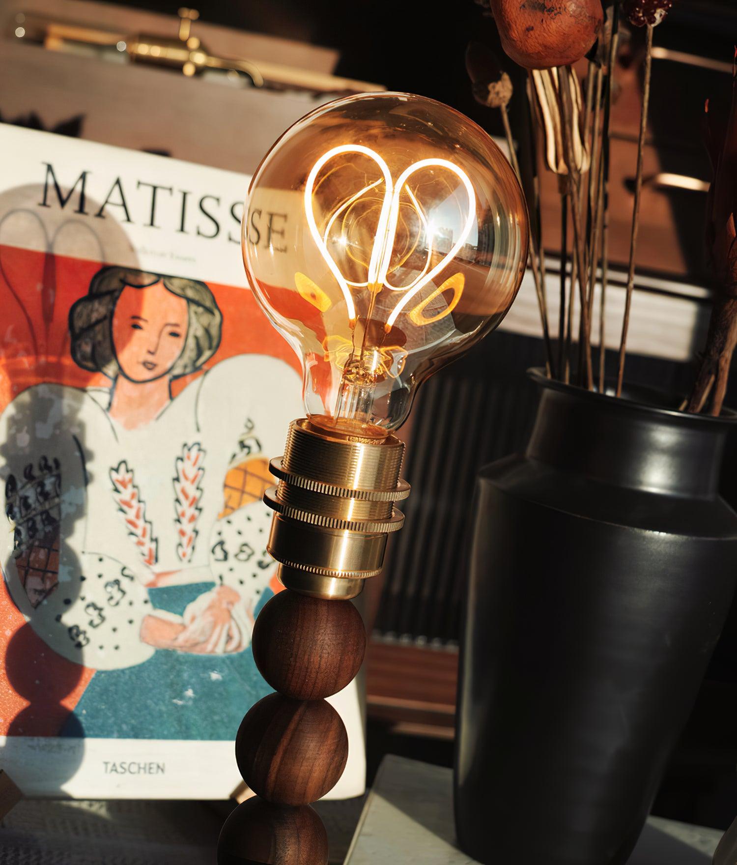 Anli_Love_Table_Lamp_7