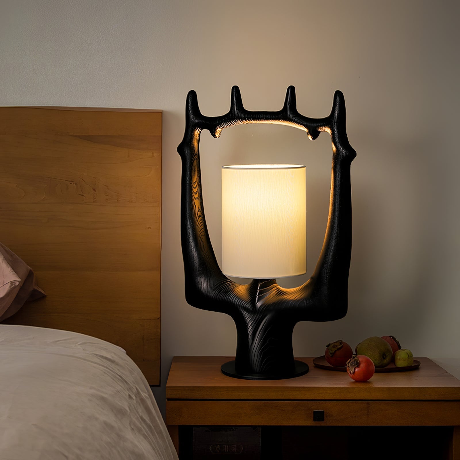 Antler_Ring_Table_Lamp_12