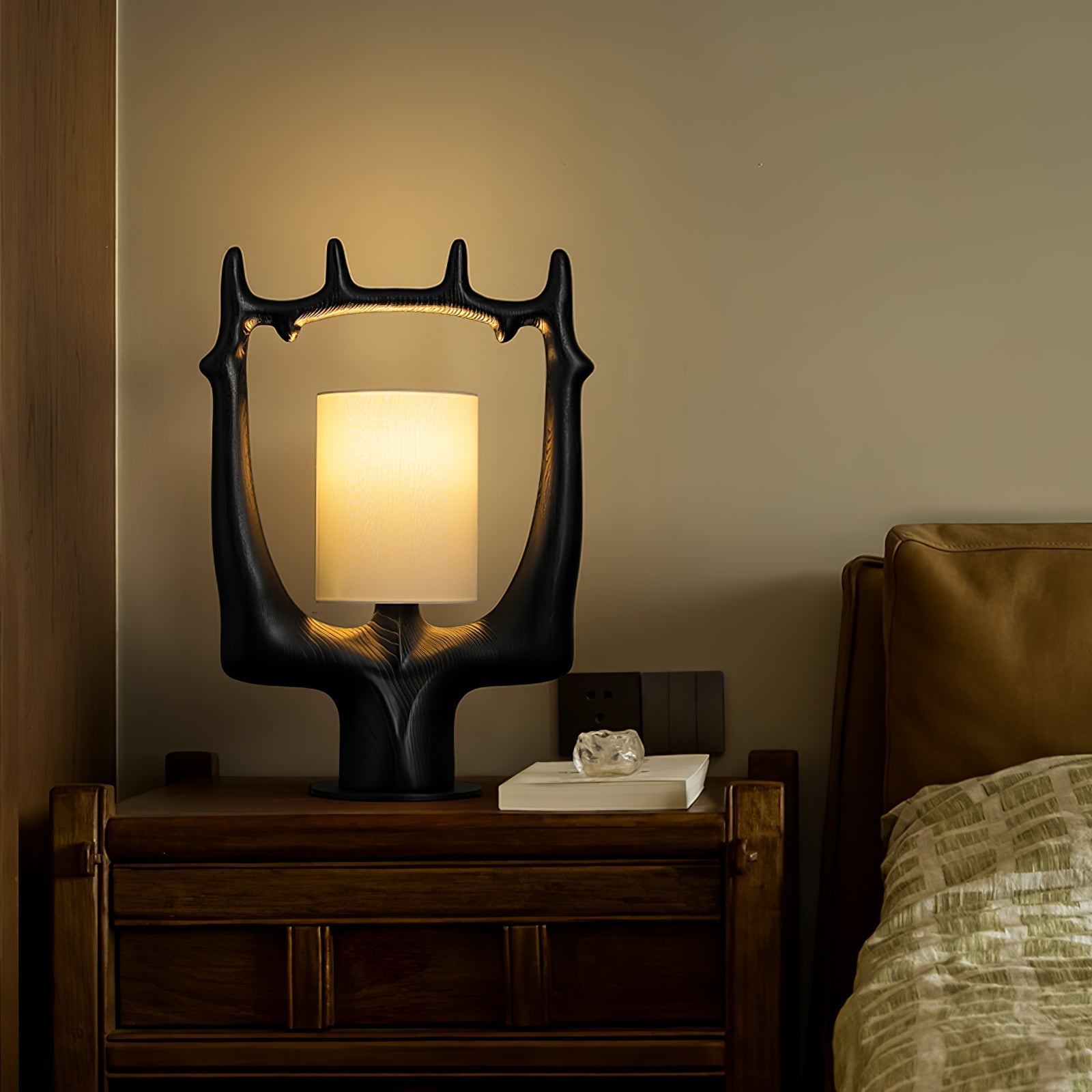 Antler_Ring_Table_Lamp_17