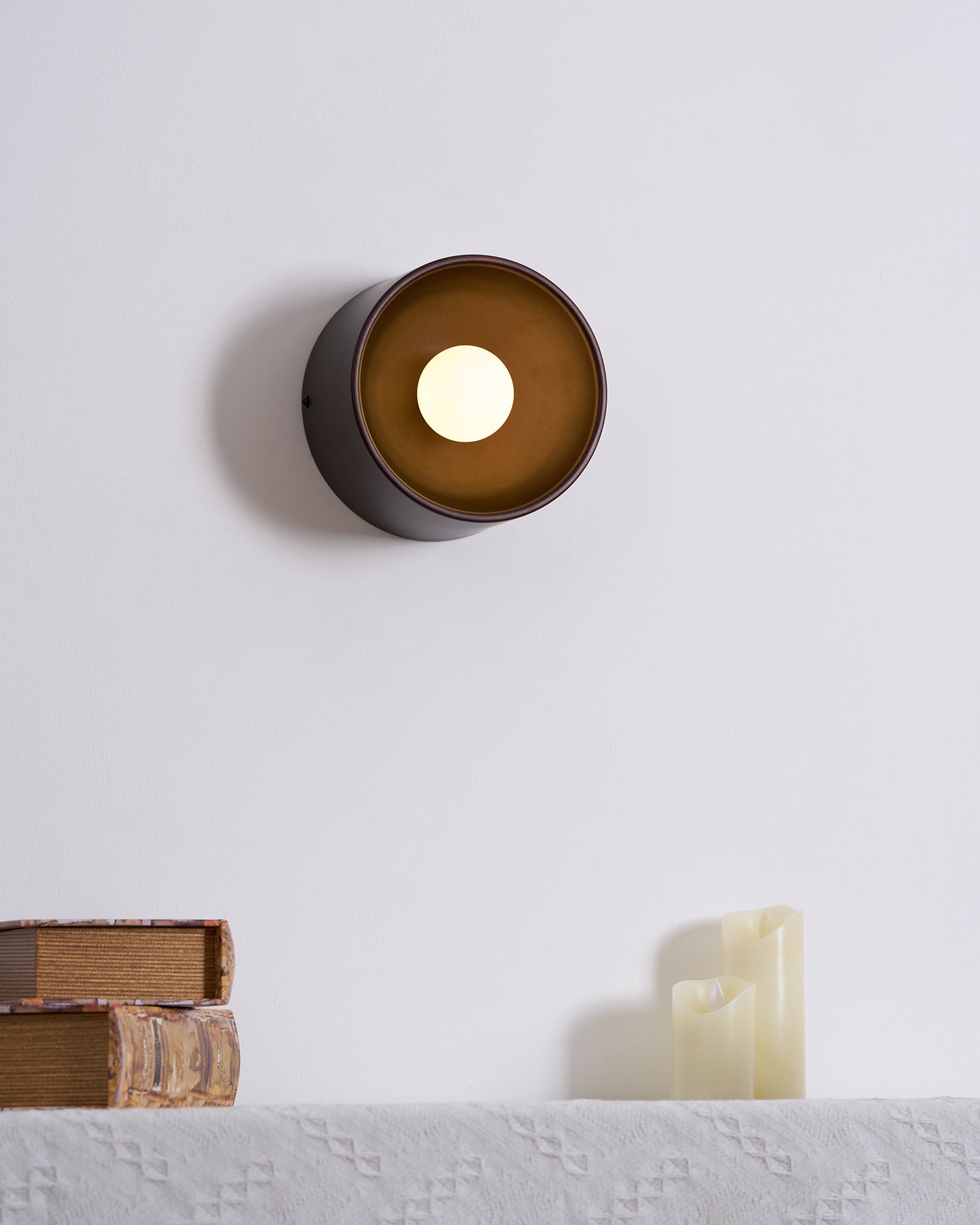 Anton_Mini_Wall_Lamp_9_bbf56b07-033a-4d24-8a9a-ad943f122f8e