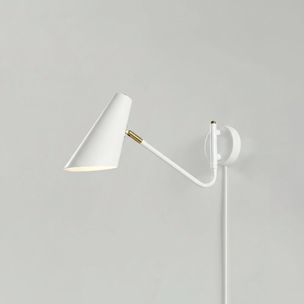Apex-Plug-in-Wall-Lamp-100_2