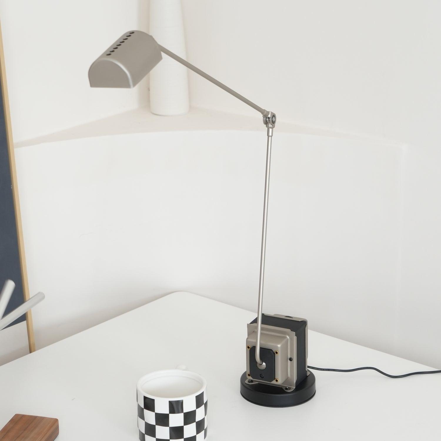 Apex_Flex_Table_Lamp._9