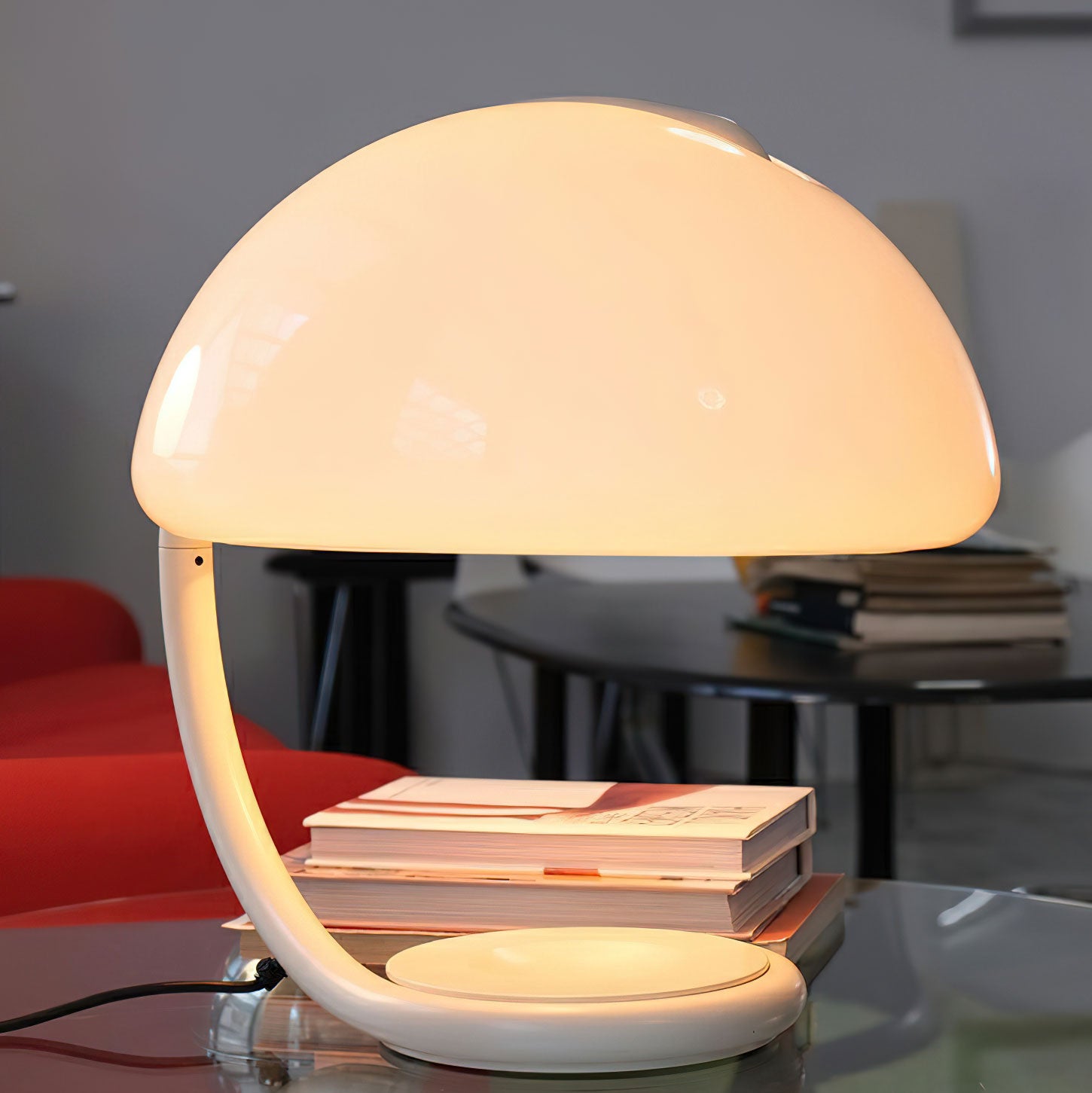 Arc_Glow_Table_Lamp_10