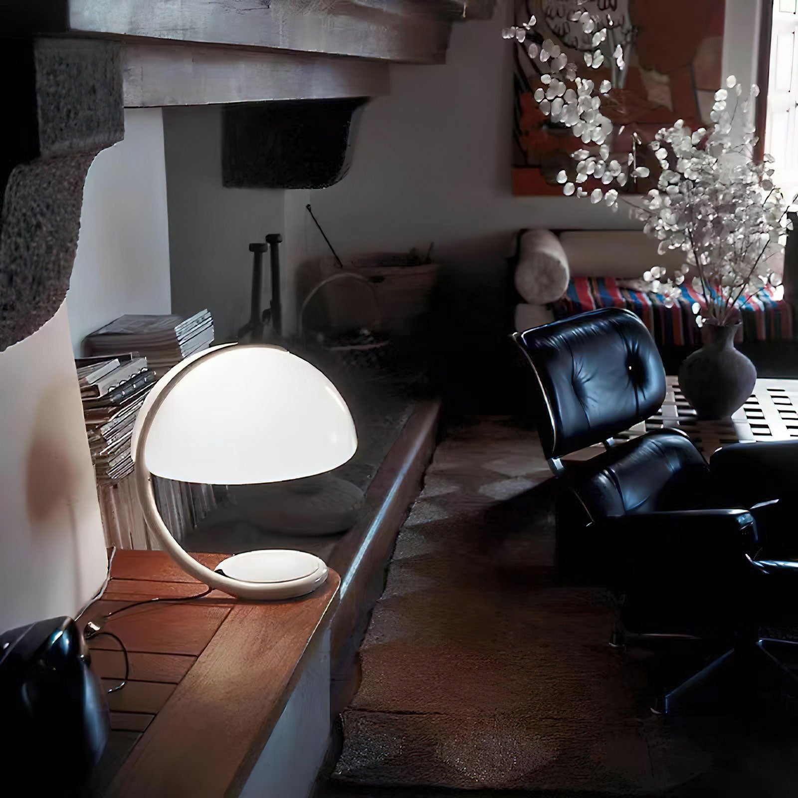 Arc_Glow_Table_Lamp_4