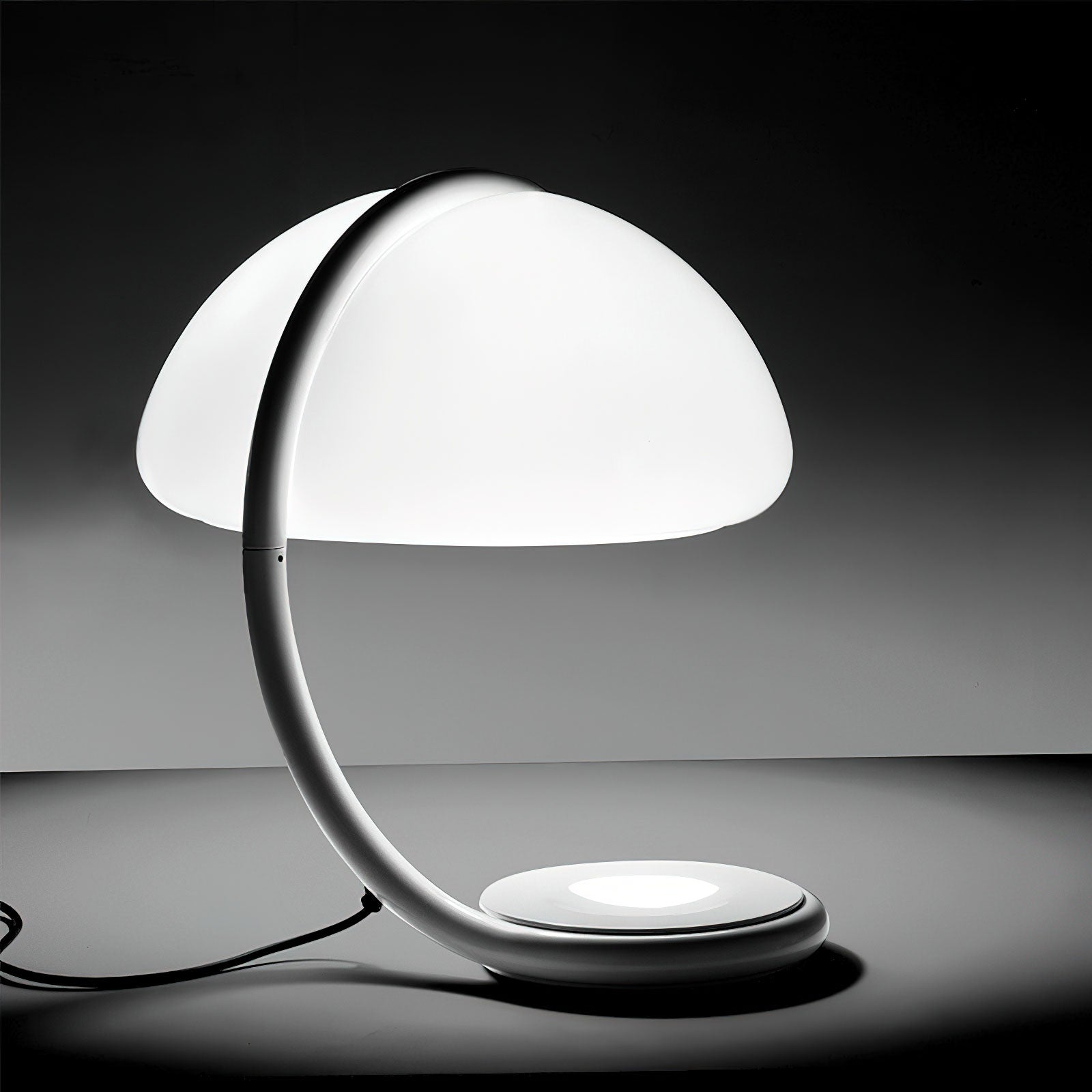 Arc_Glow_Table_Lamp_6