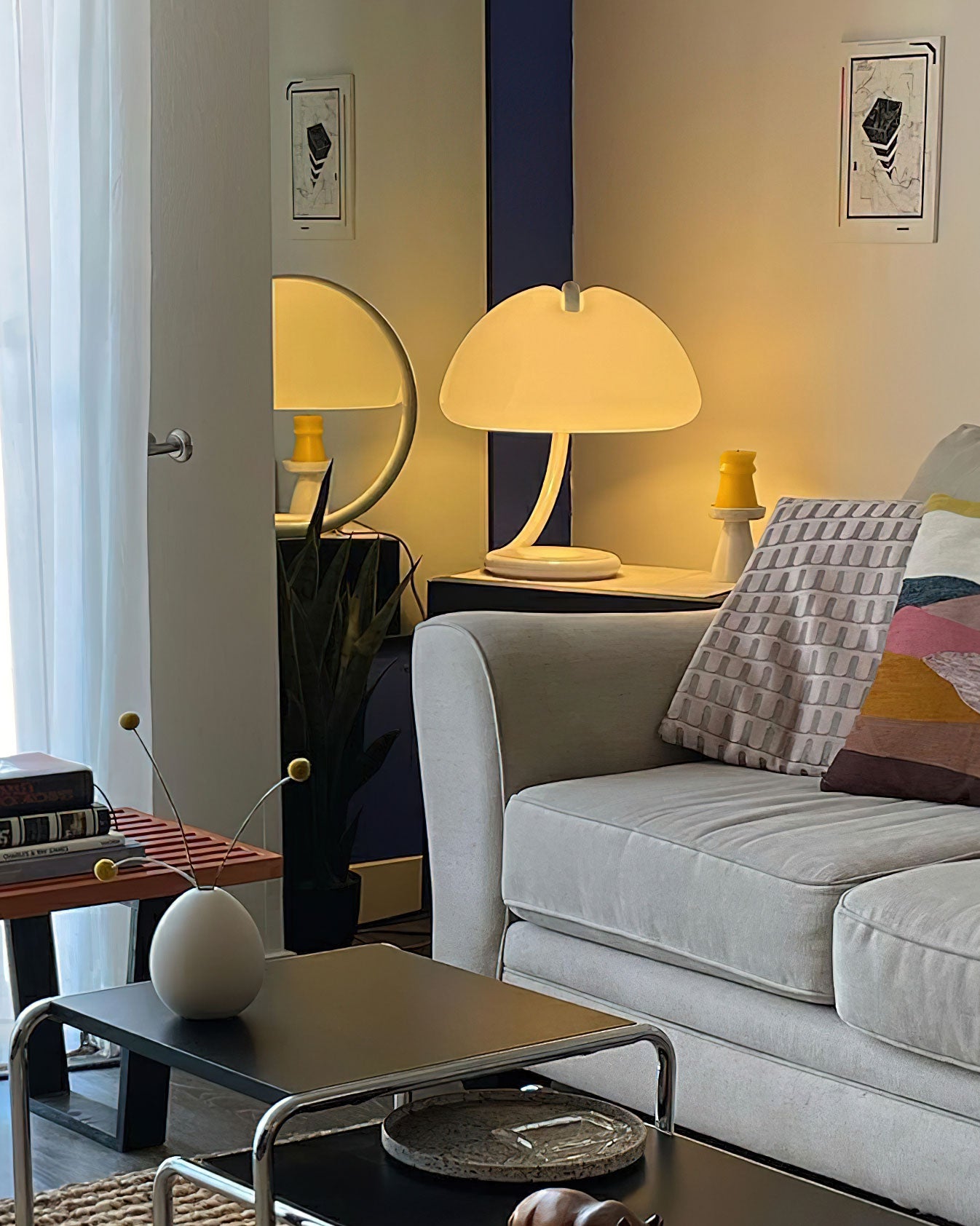 Arc_Glow_Table_Lamp_8