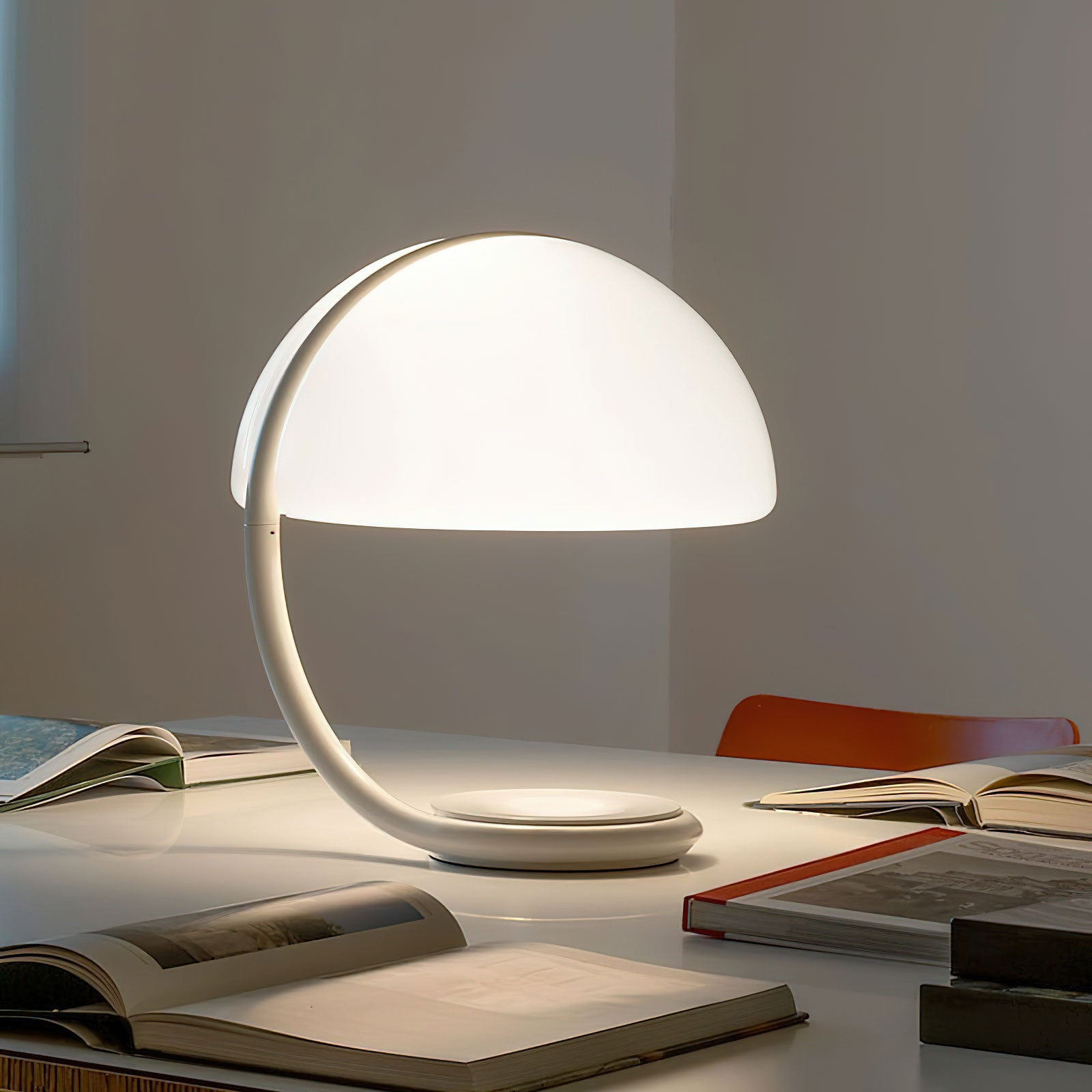 Arc_Glow_Table_Lamp_9