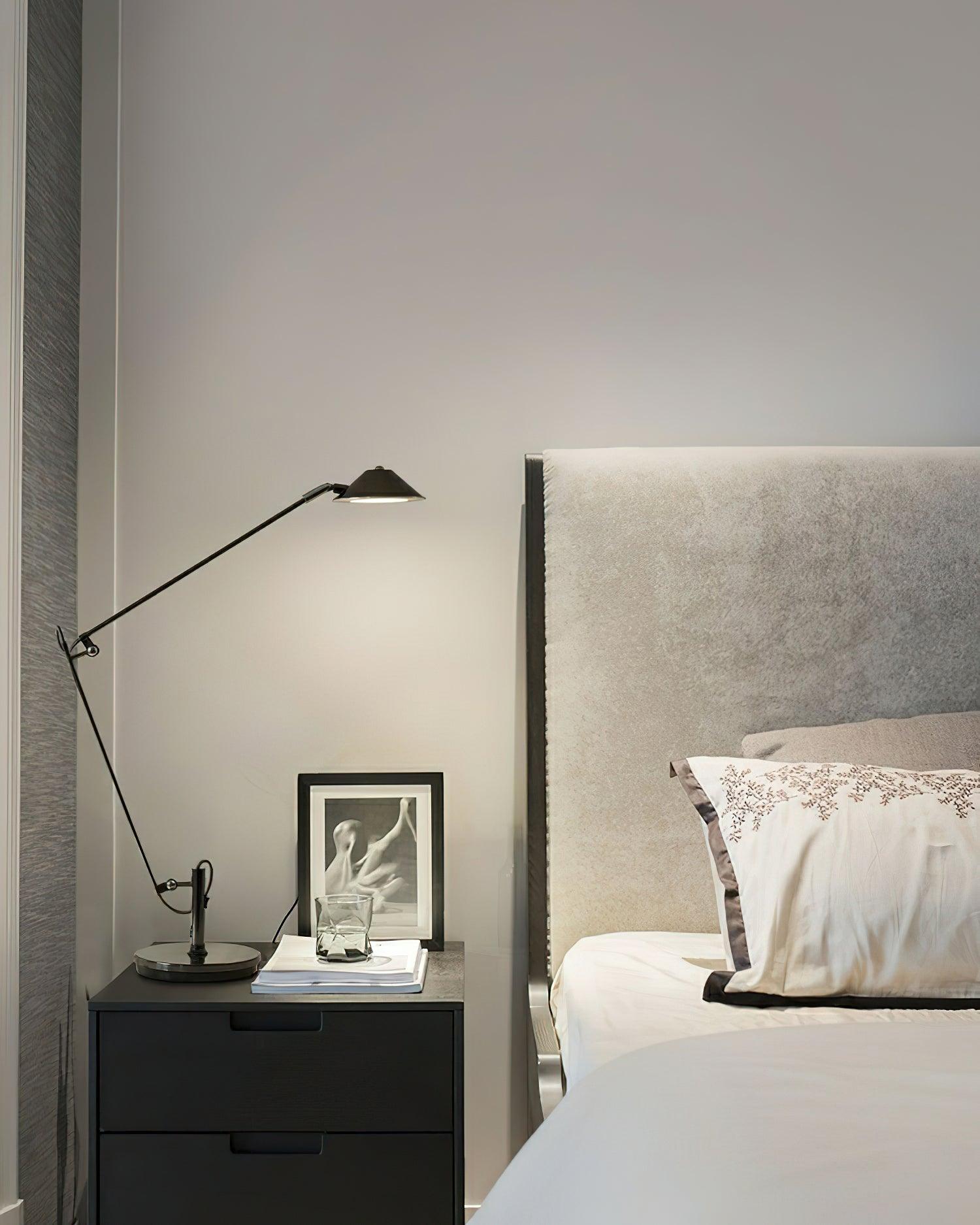 Arcadia_Table_Lamp_4
