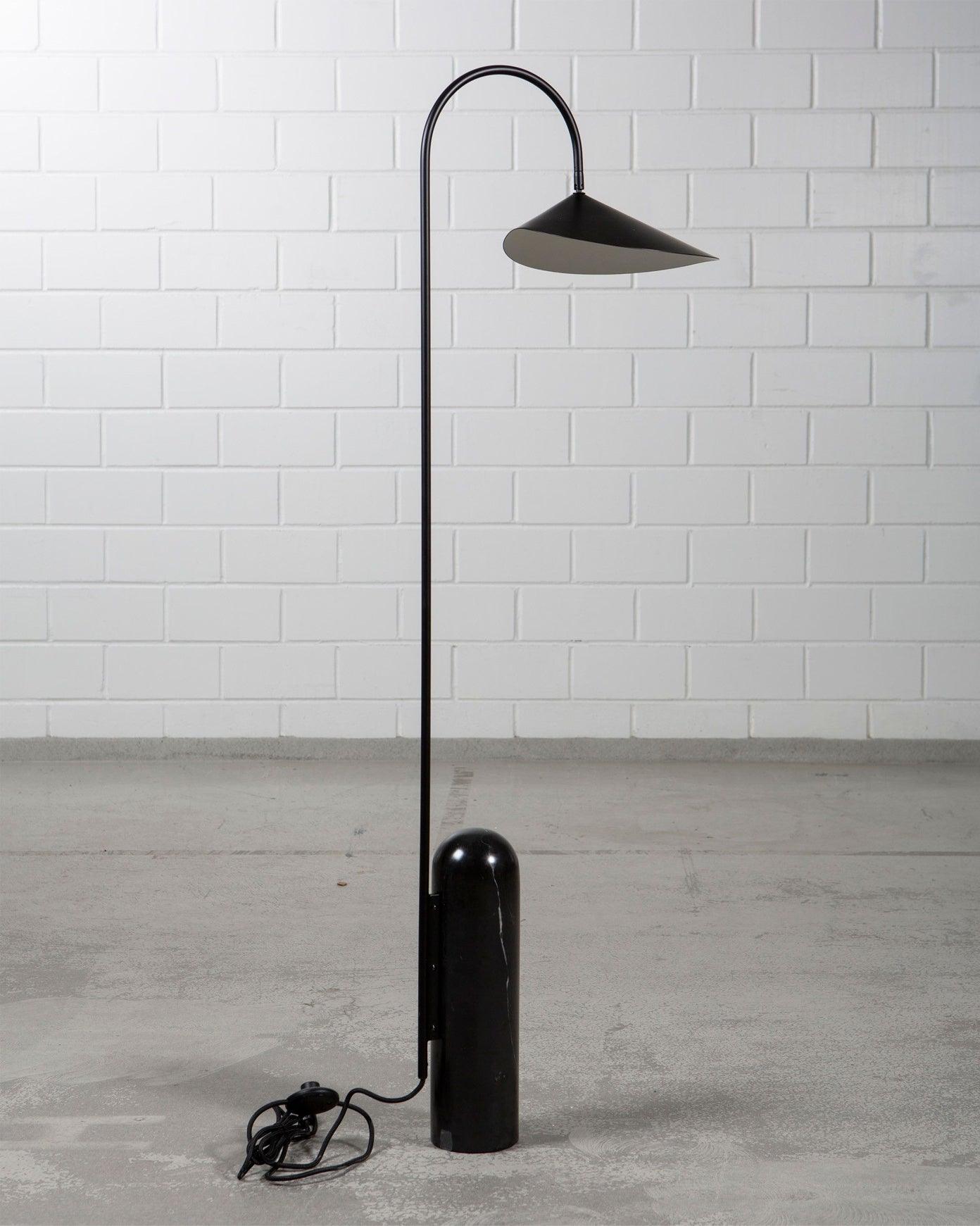 Arum_Floor_Lamp_3