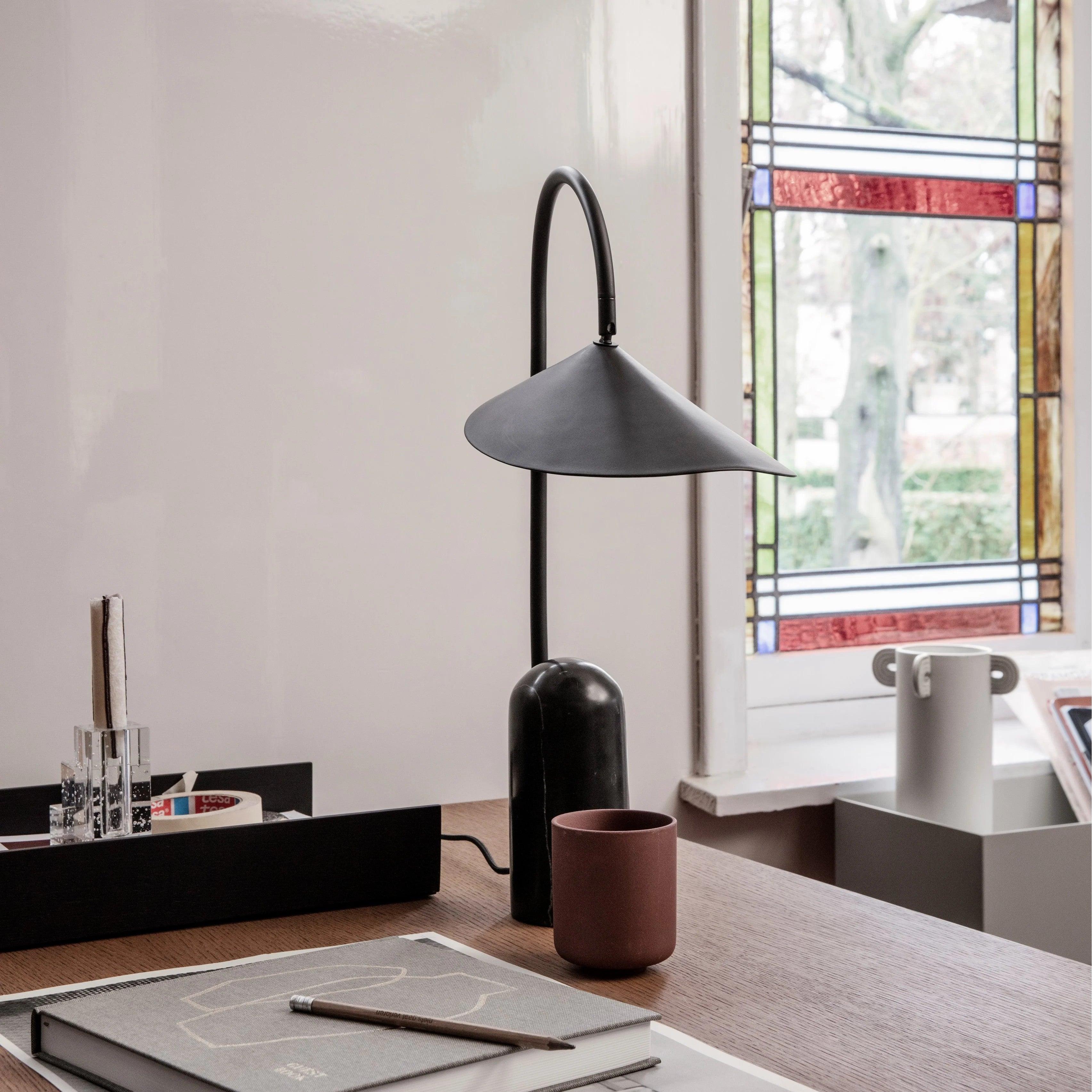 Arum_Table_Lamp_12
