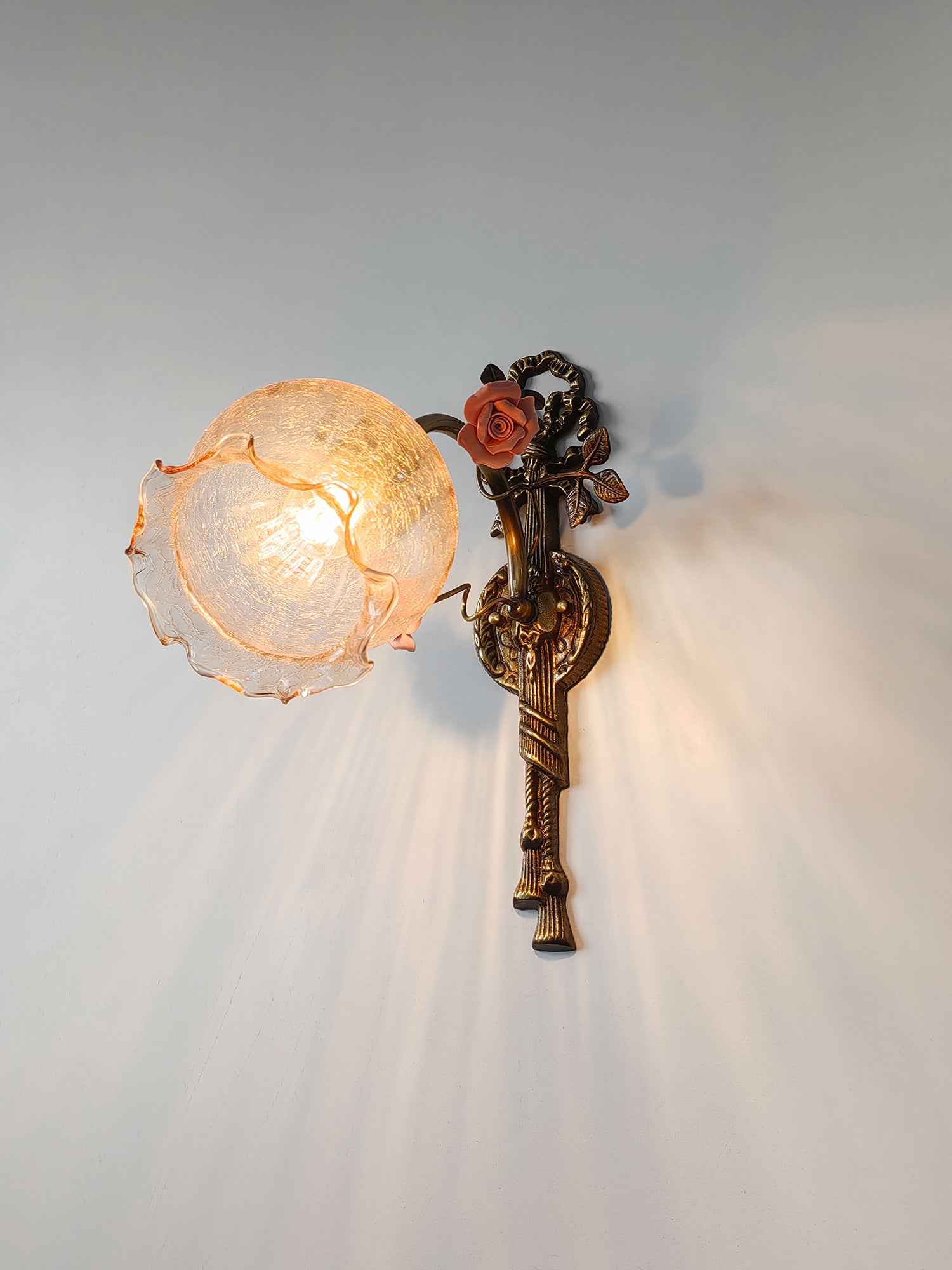 Asfour_Brass_Wall_Lamp_16