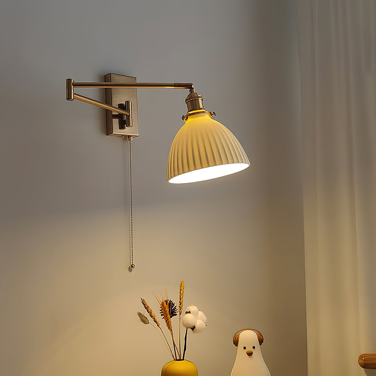 Aurelia-Swing-Arm-Wall-Lamp_2