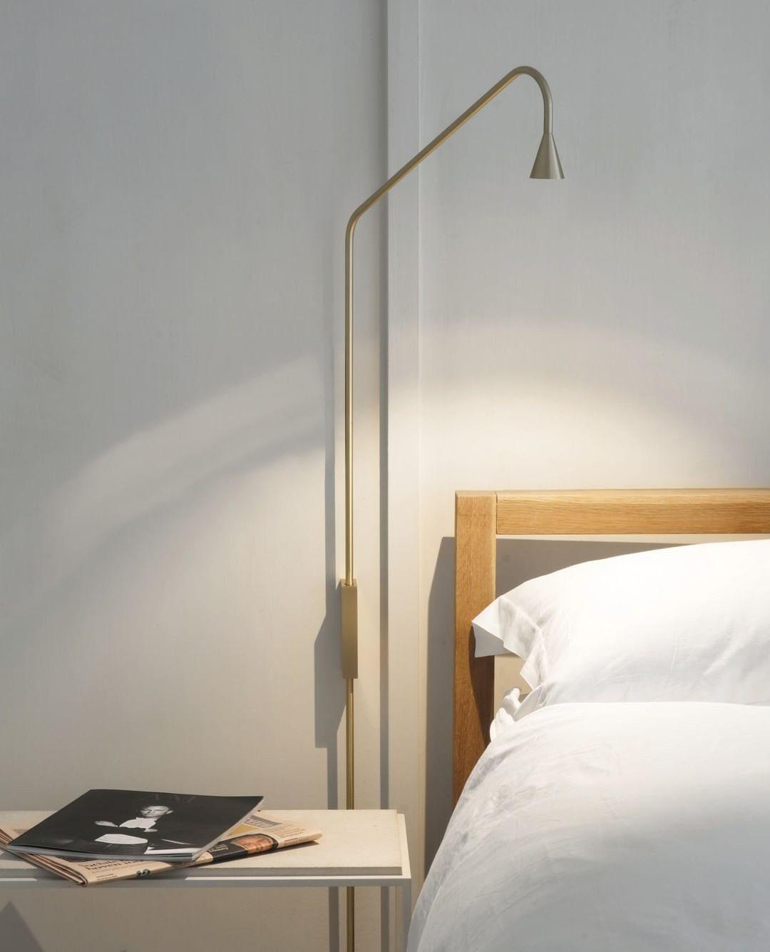 Austere_Wall_Lamp_23