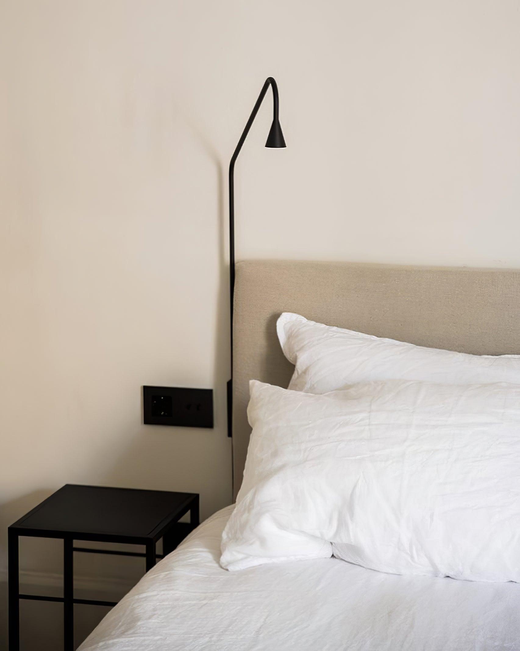 Austere_Wall_Lamp_26