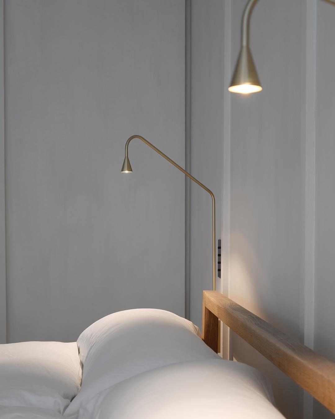 Austere_Wall_Lamp_28