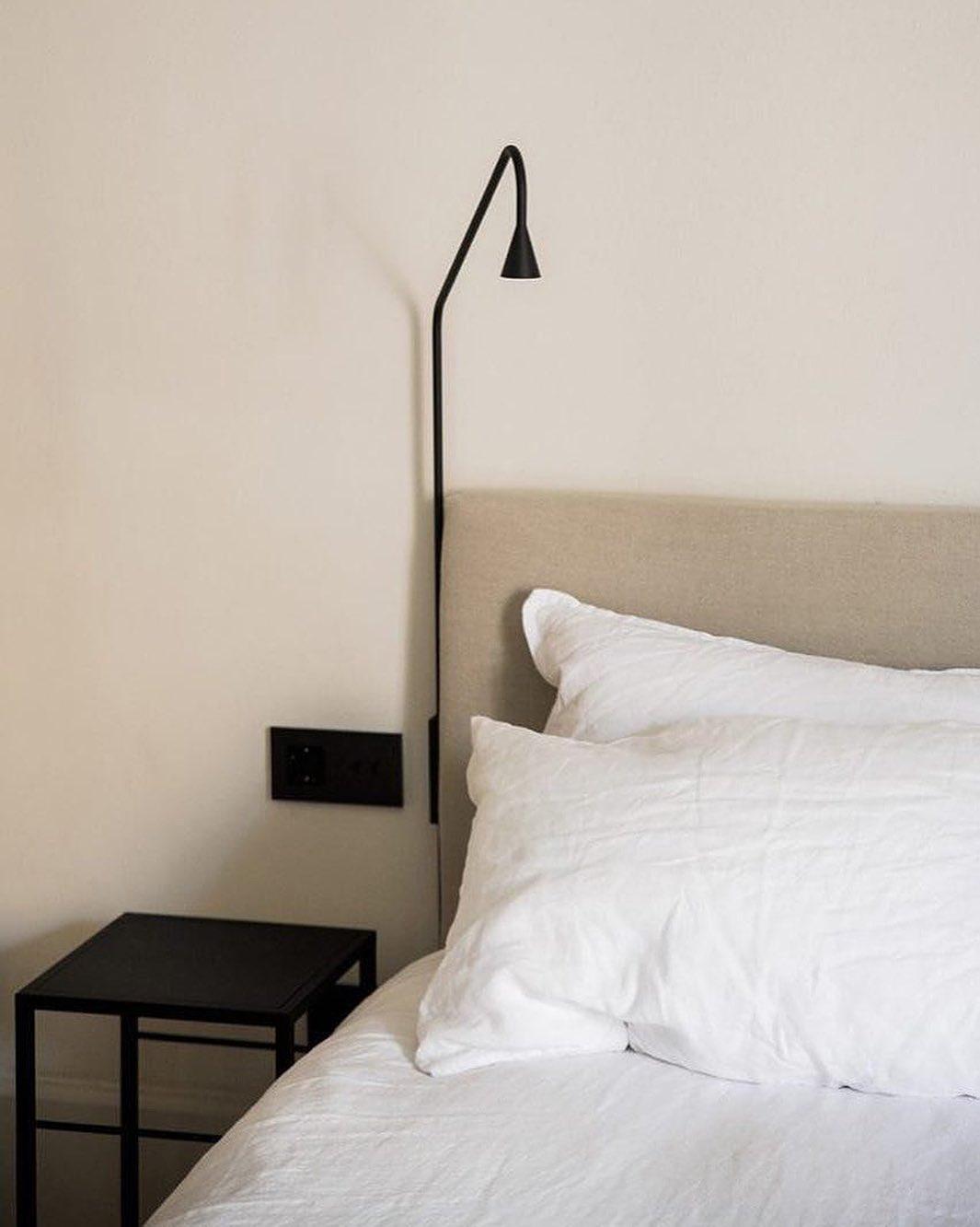 Austere_Wall_Lamp_36