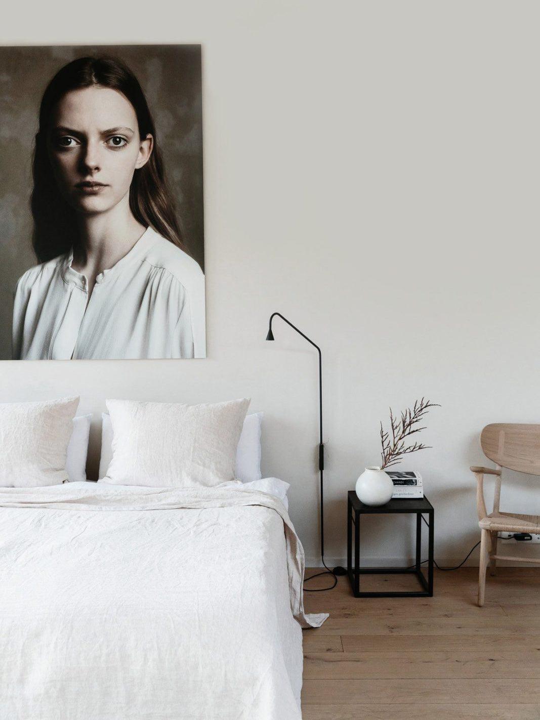 Austere_Wall_Lamp_37
