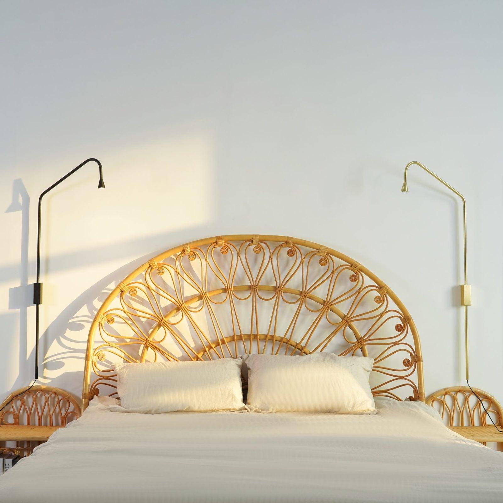 Austere_Wall_Lamp_5