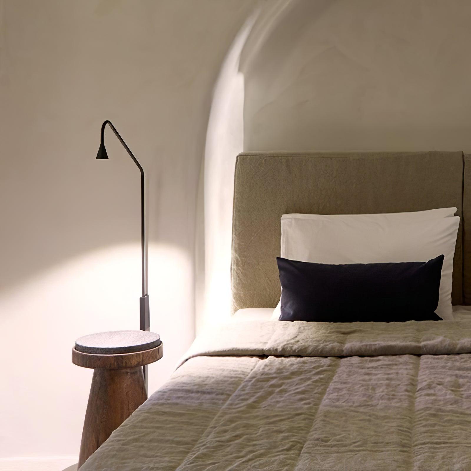 Austere_Wall_Lamp_7