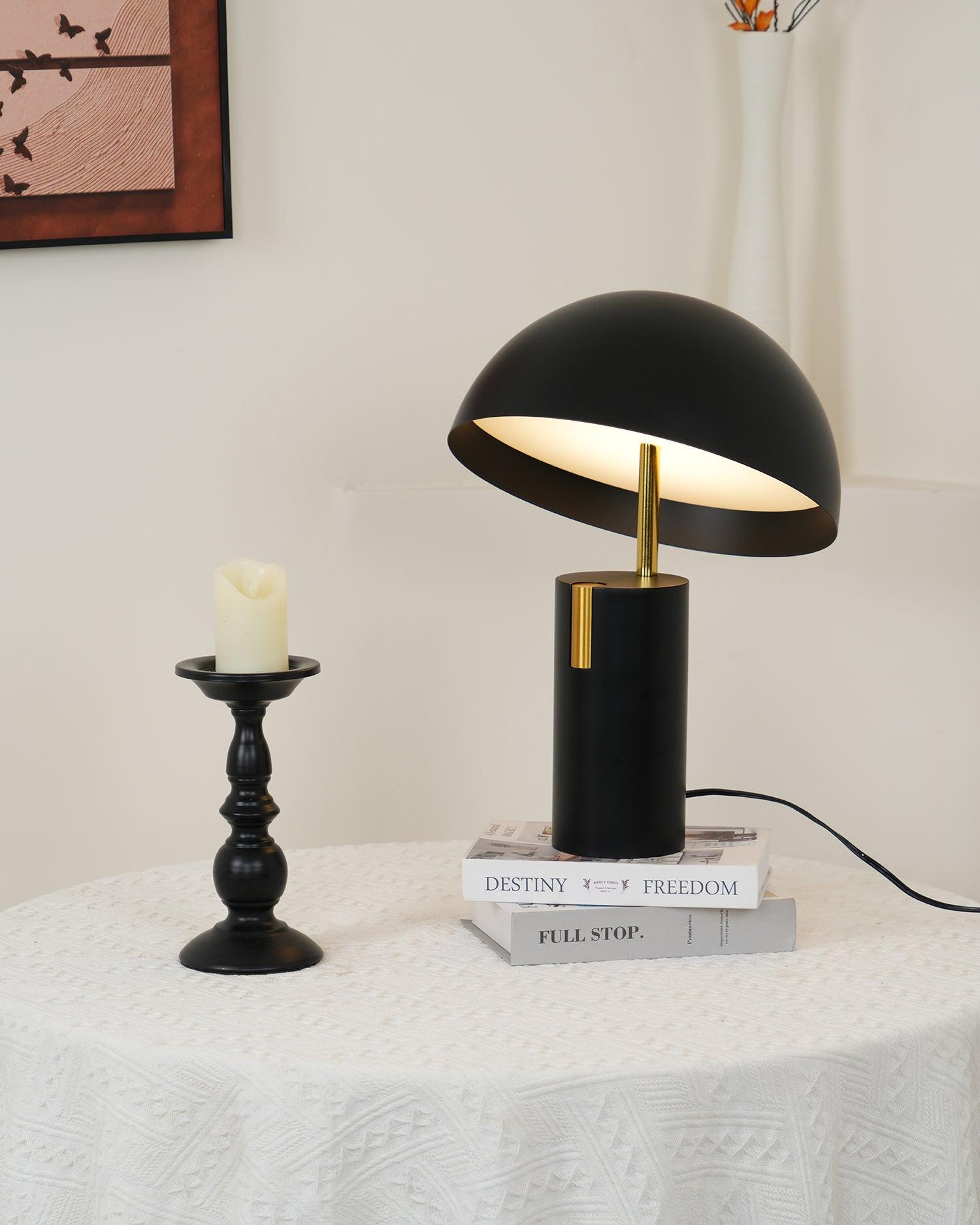 Avo_Table_Lamp._1
