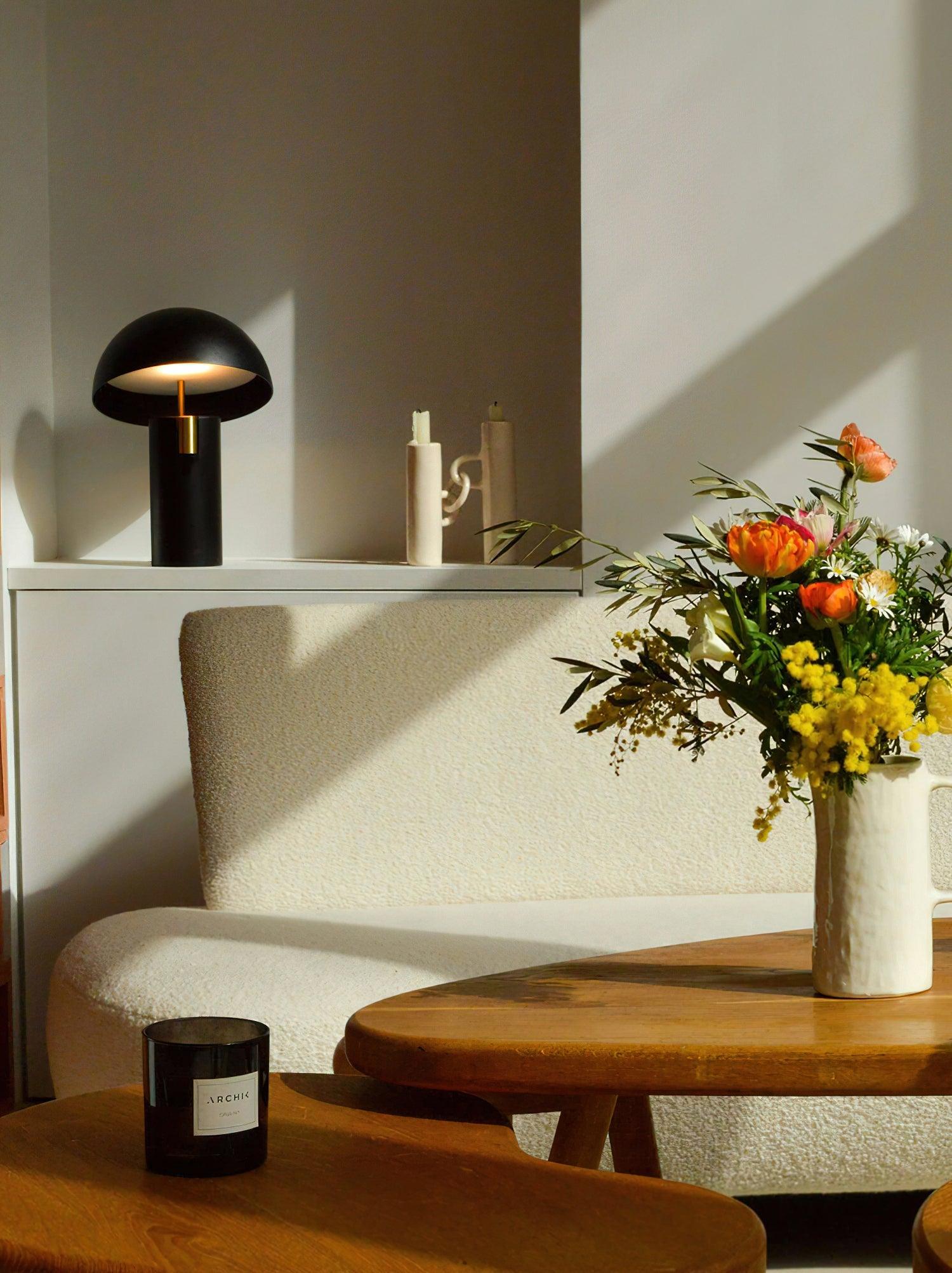 Avo_Table_Lamp_23