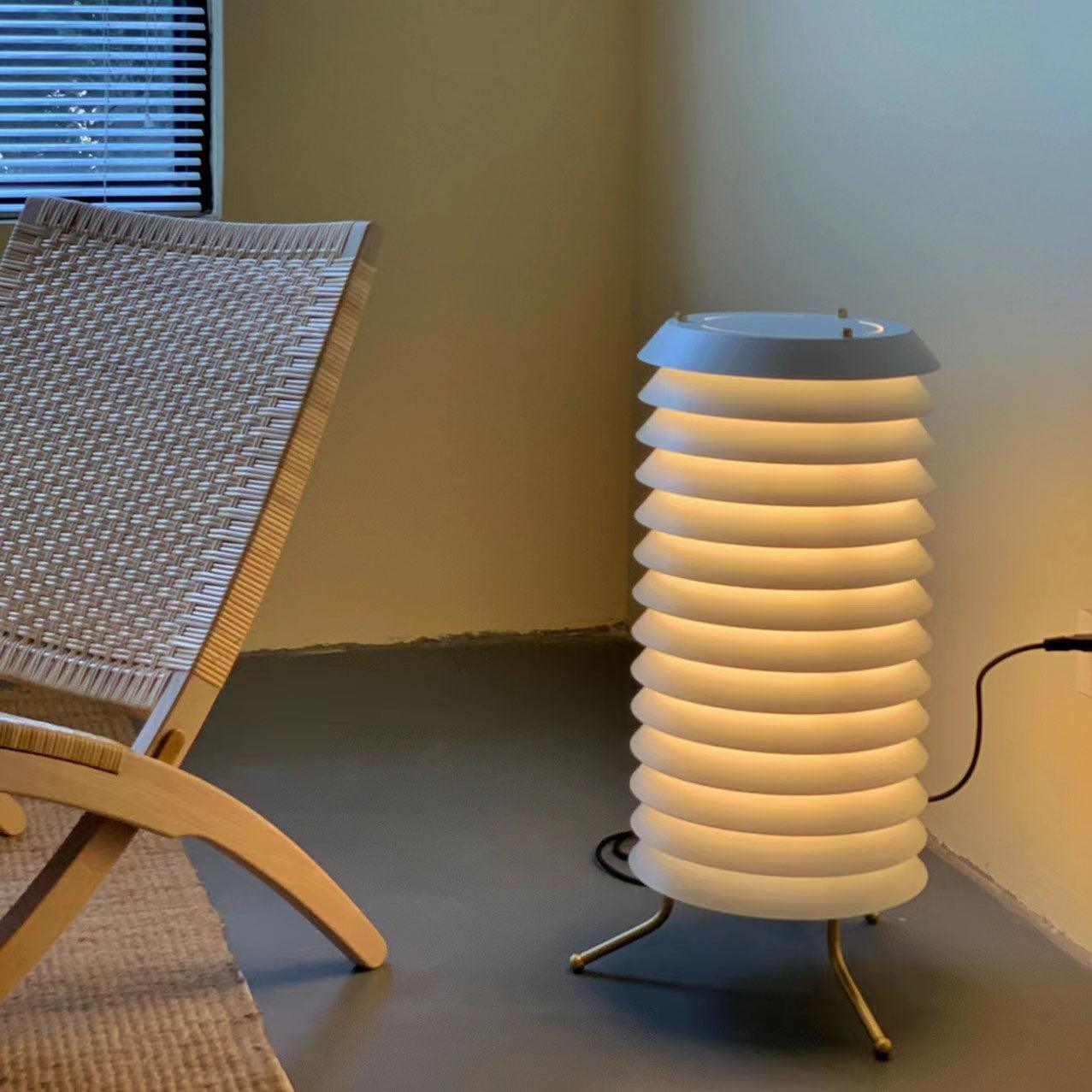 Baltic_Tower_Table_Lamp_27