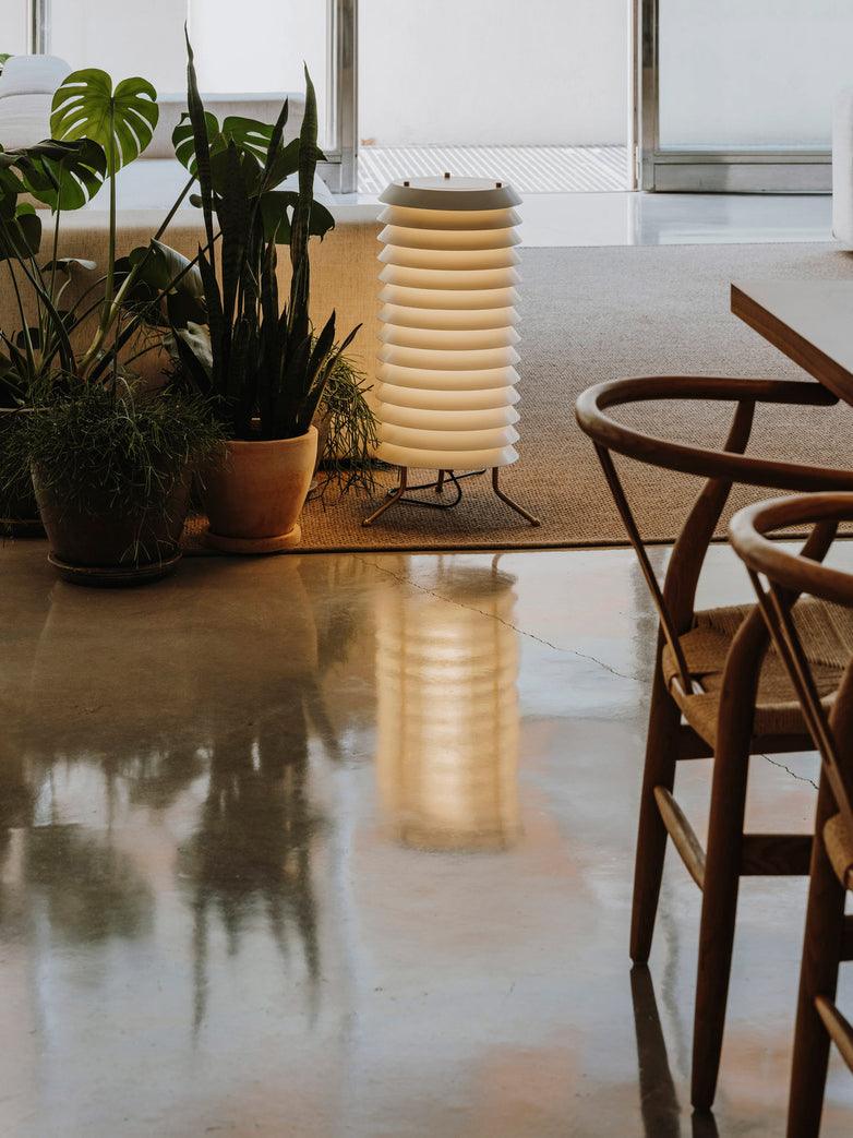 Baltic_Tower_Table_Lamp_7