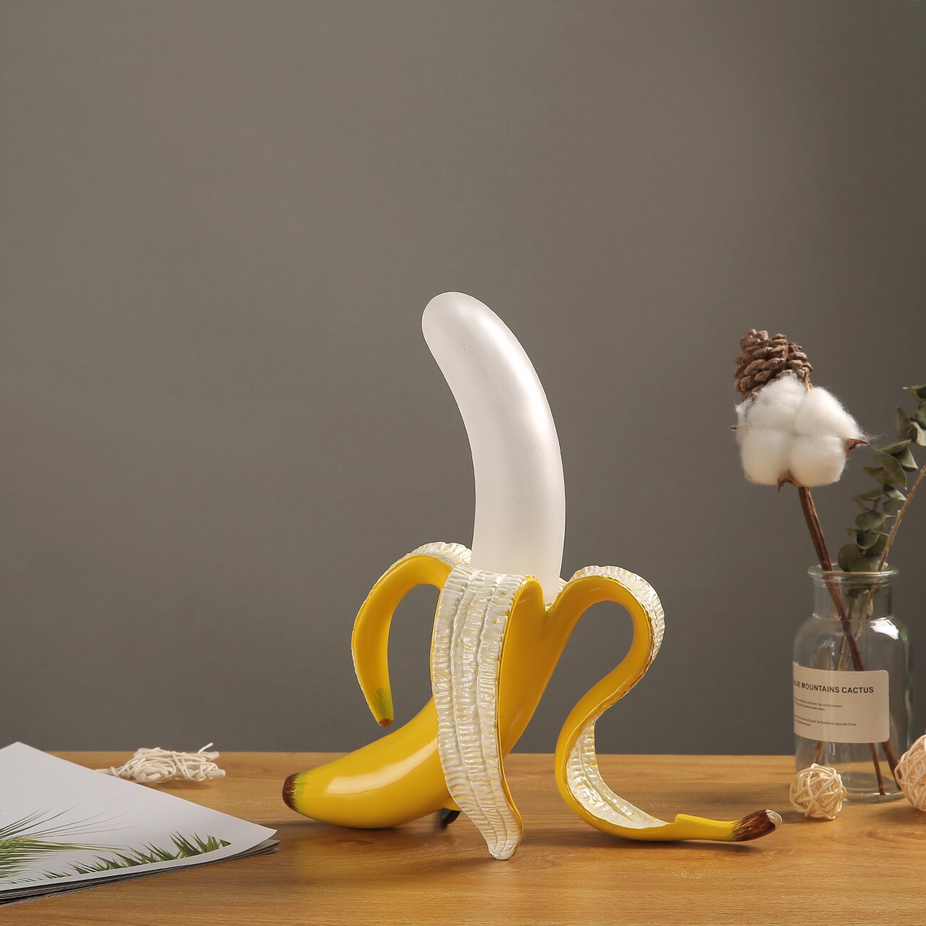 Banana_Table_Lamp_13