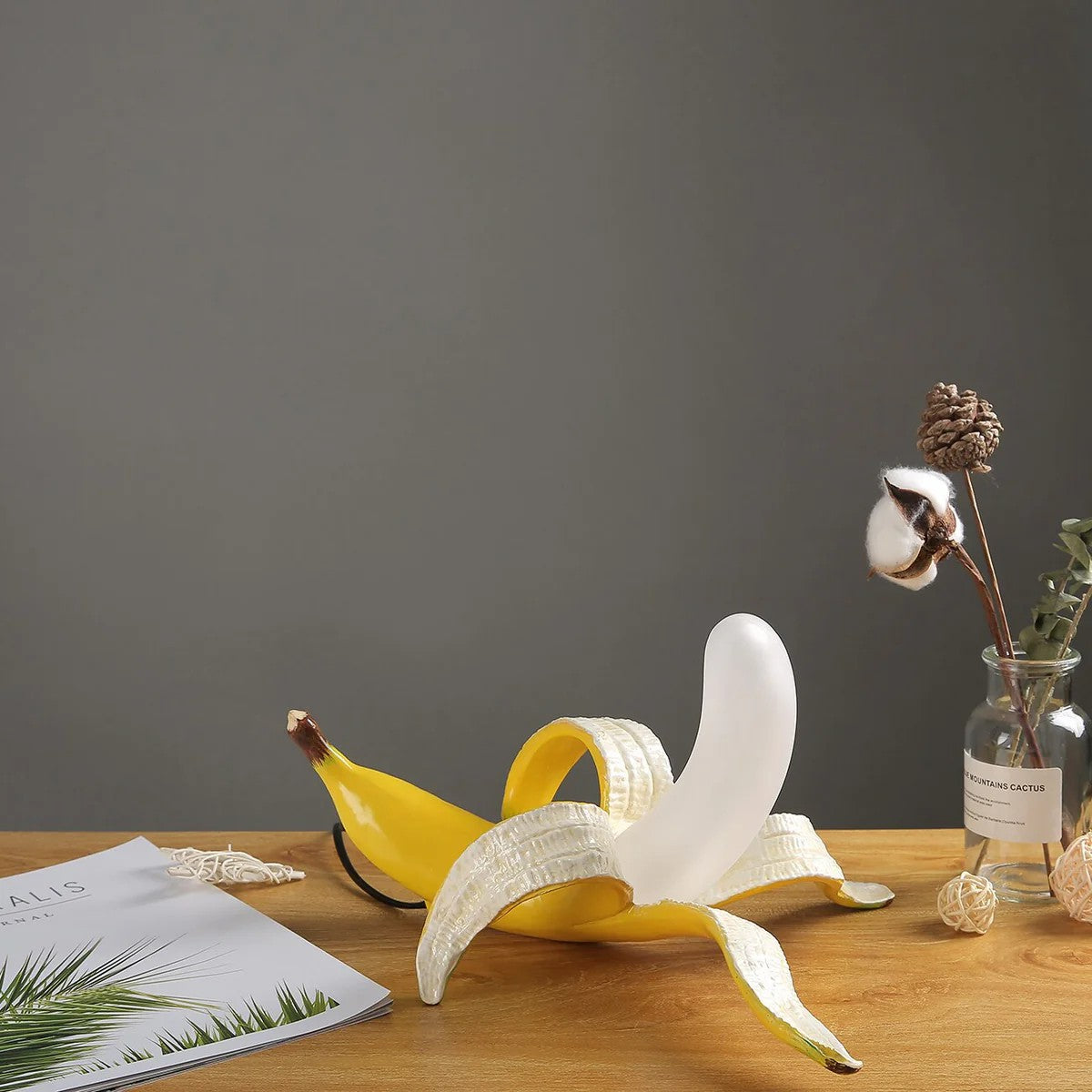 Banana_Table_Lamp_16