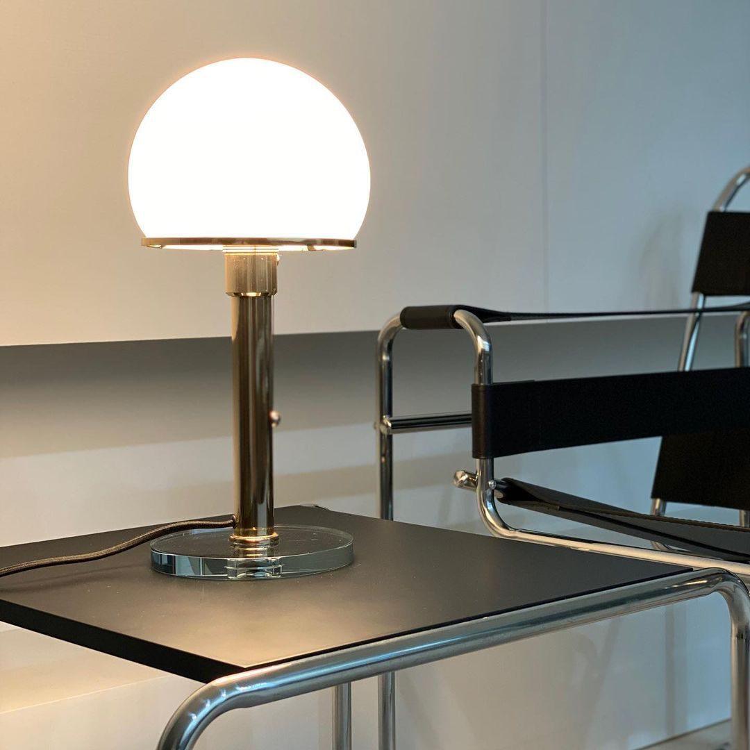 Bauhaus_Table_Lamp_17