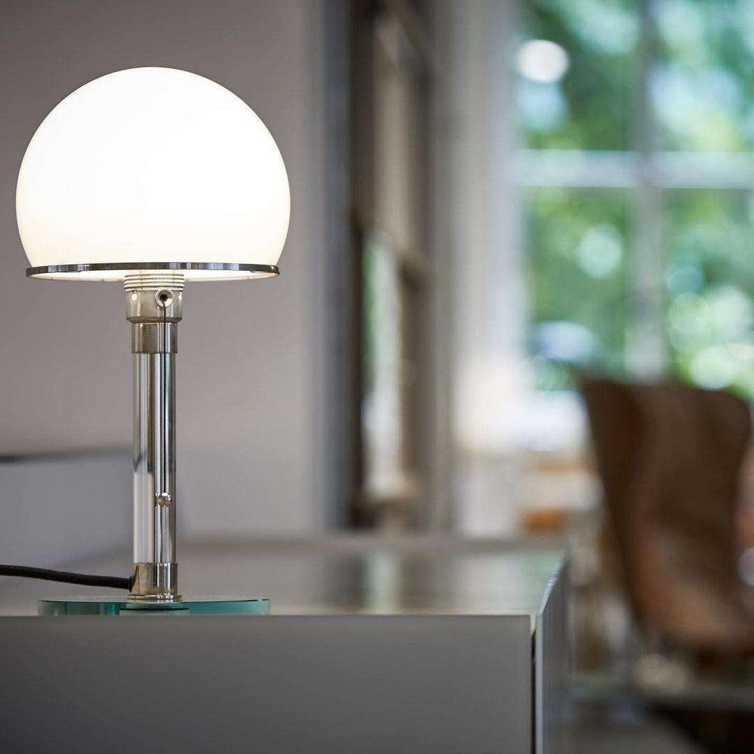 Bauhaus_Table_Lamp_20