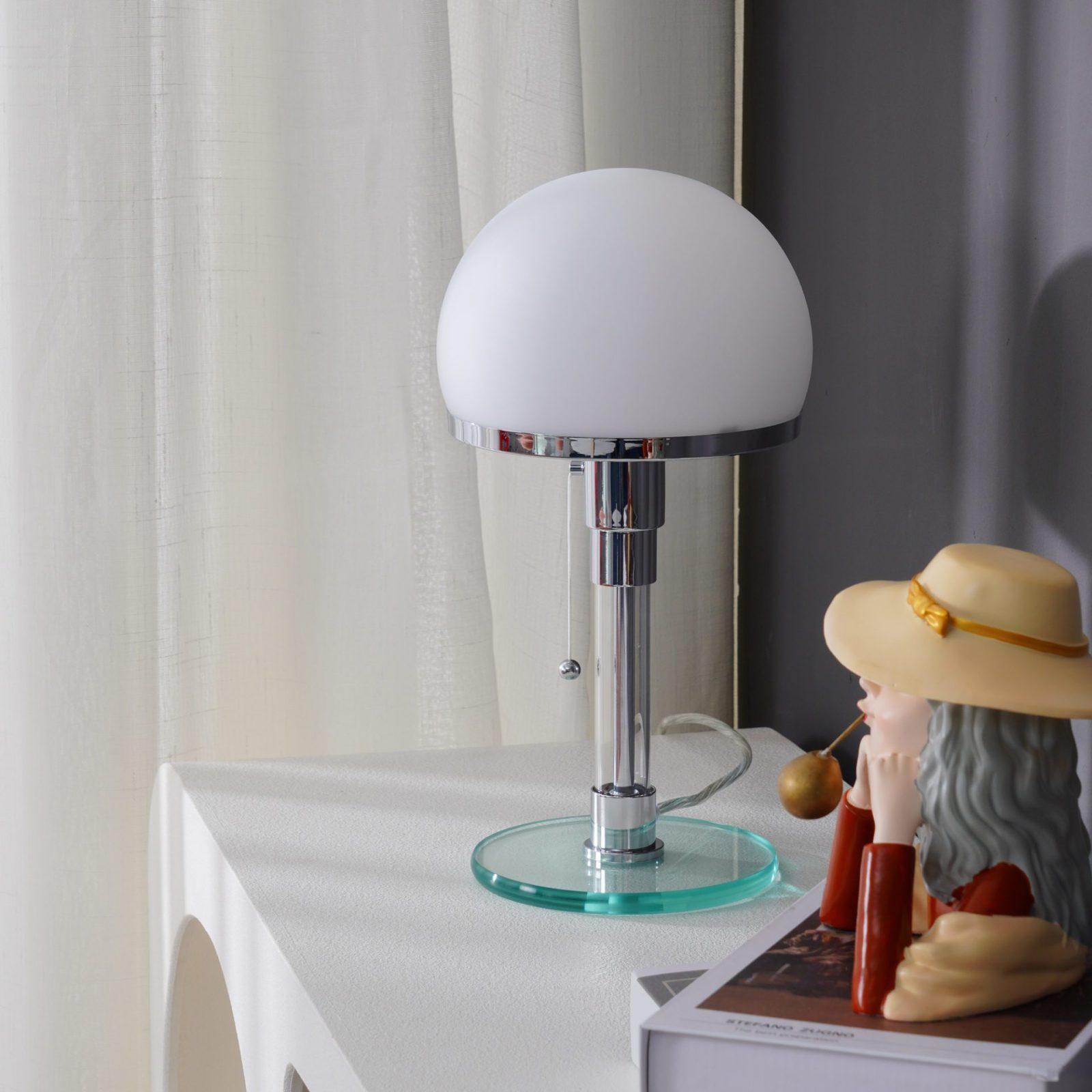 Bauhaus_Table_Lamp_26