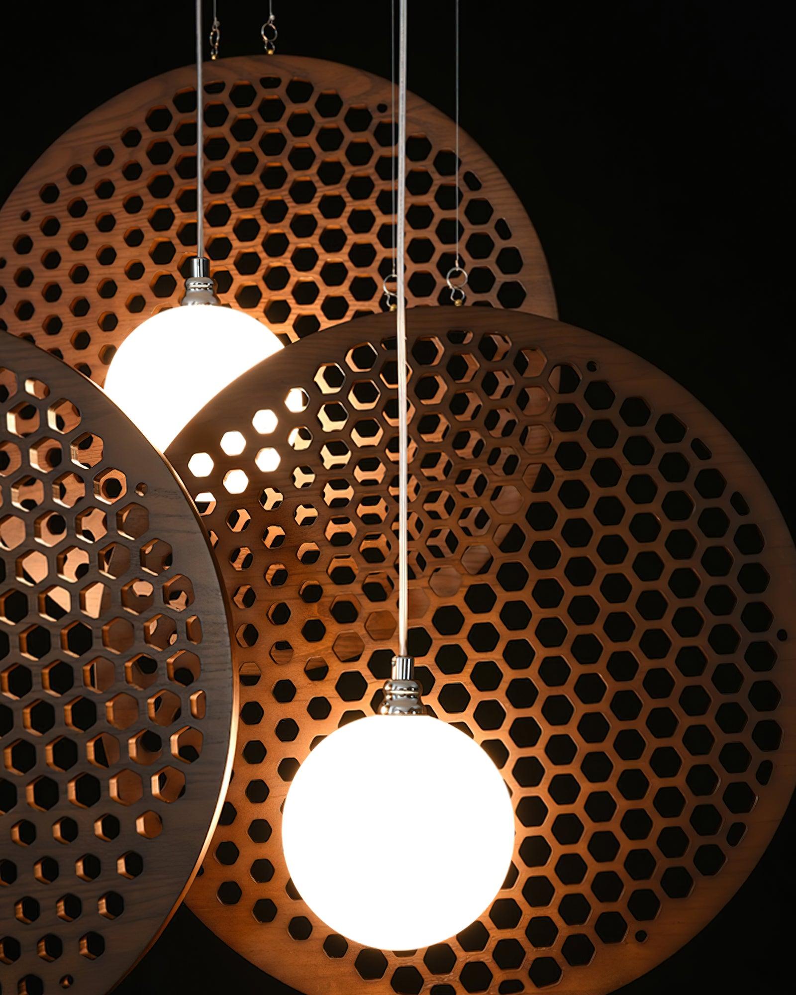 Bee_Plate_Chandelier_12